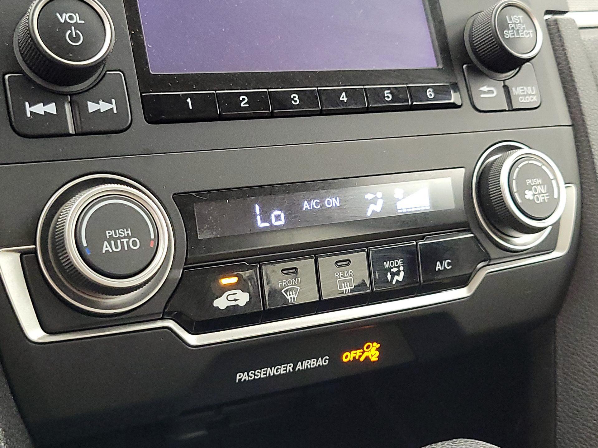 Thumbnail: 2016 Honda Civic - 16