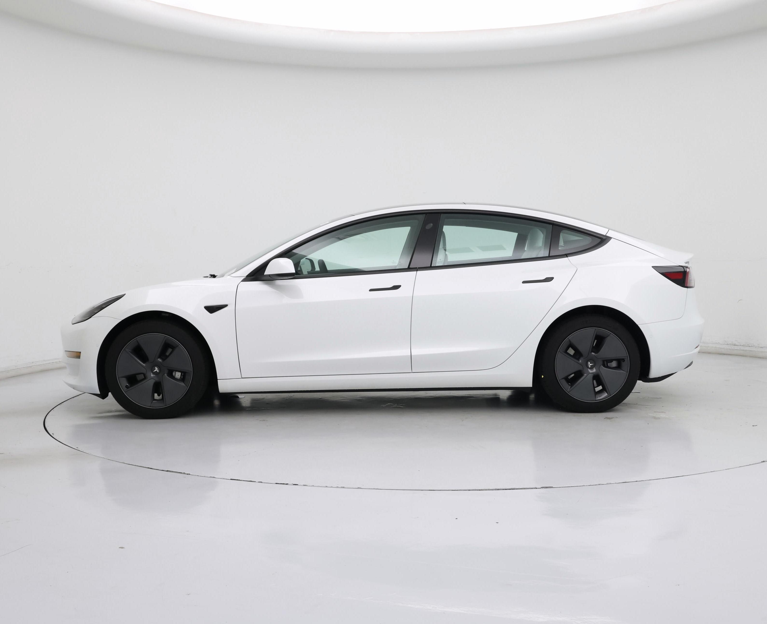 Thumbnail: 2022 Tesla Model 3 - 3
