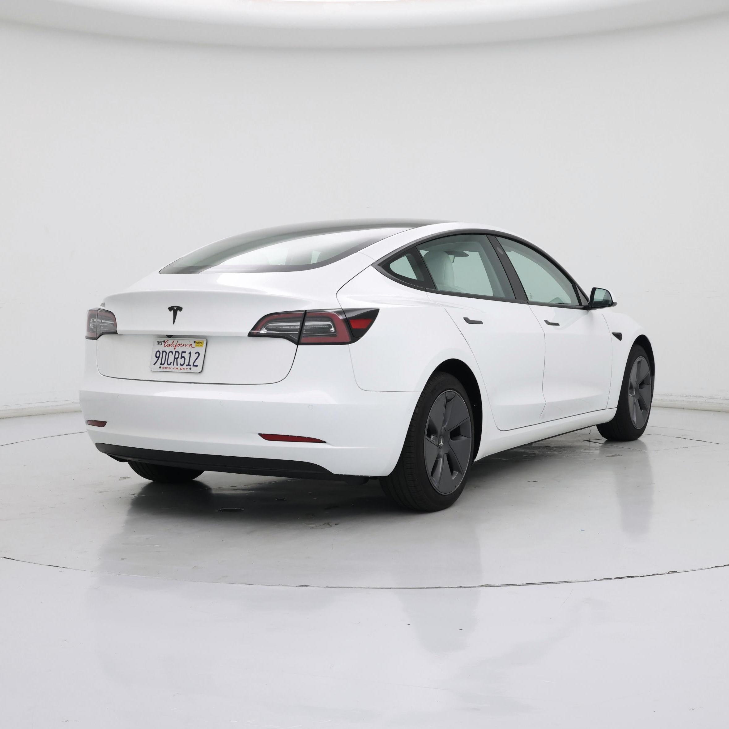 Thumbnail: 2022 Tesla Model 3 - 8