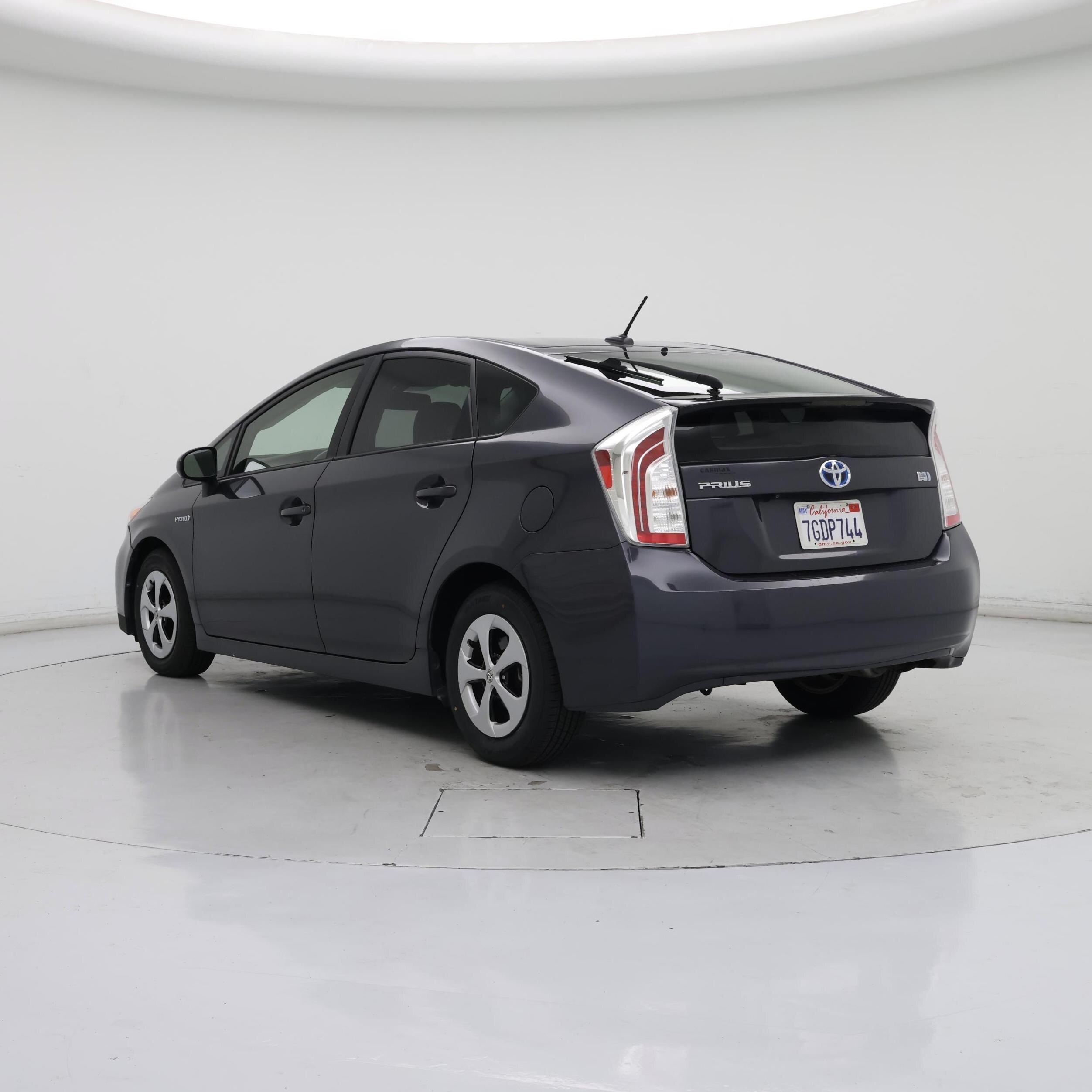 Thumbnail: 2014 Toyota Prius - 2
