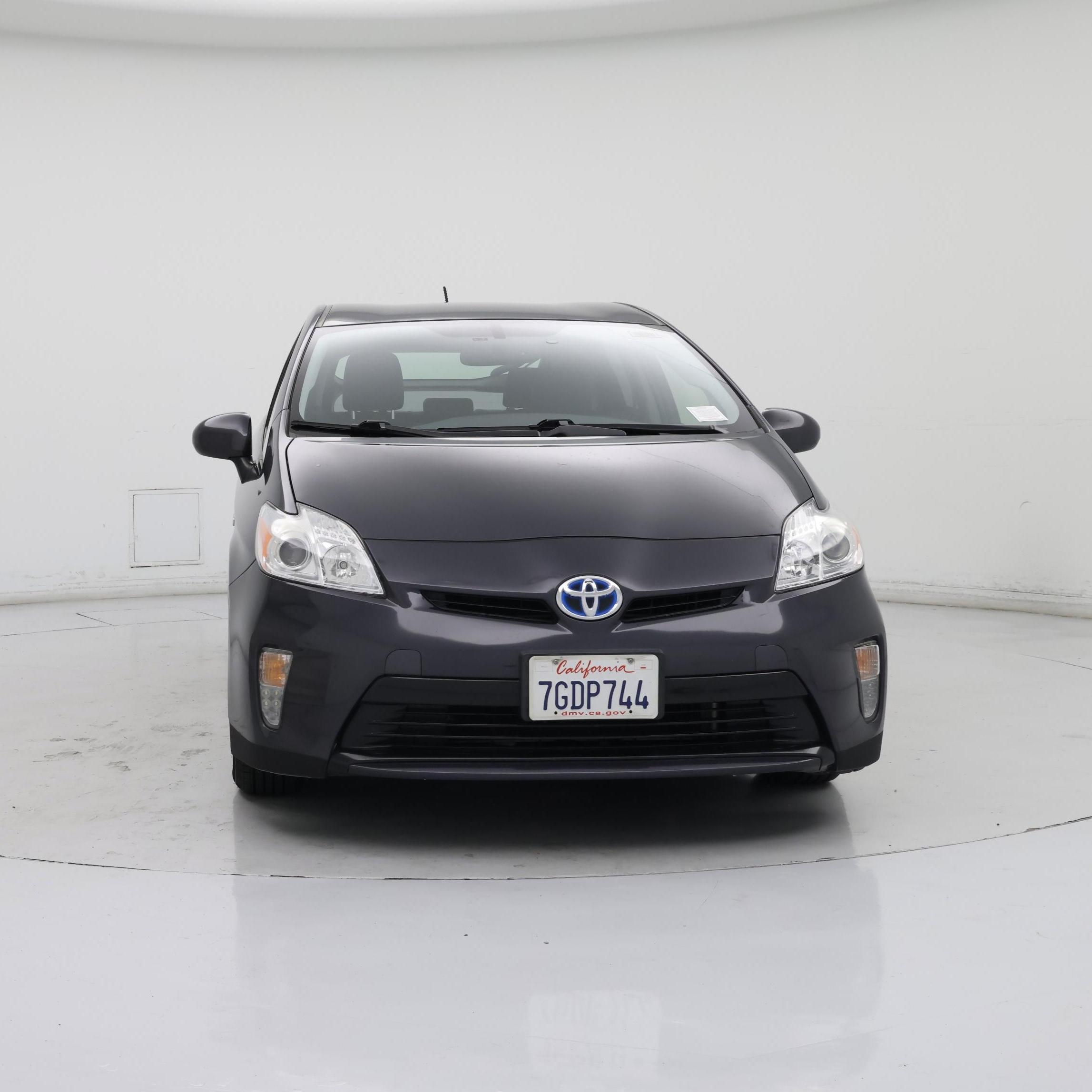 Thumbnail: 2014 Toyota Prius - 5