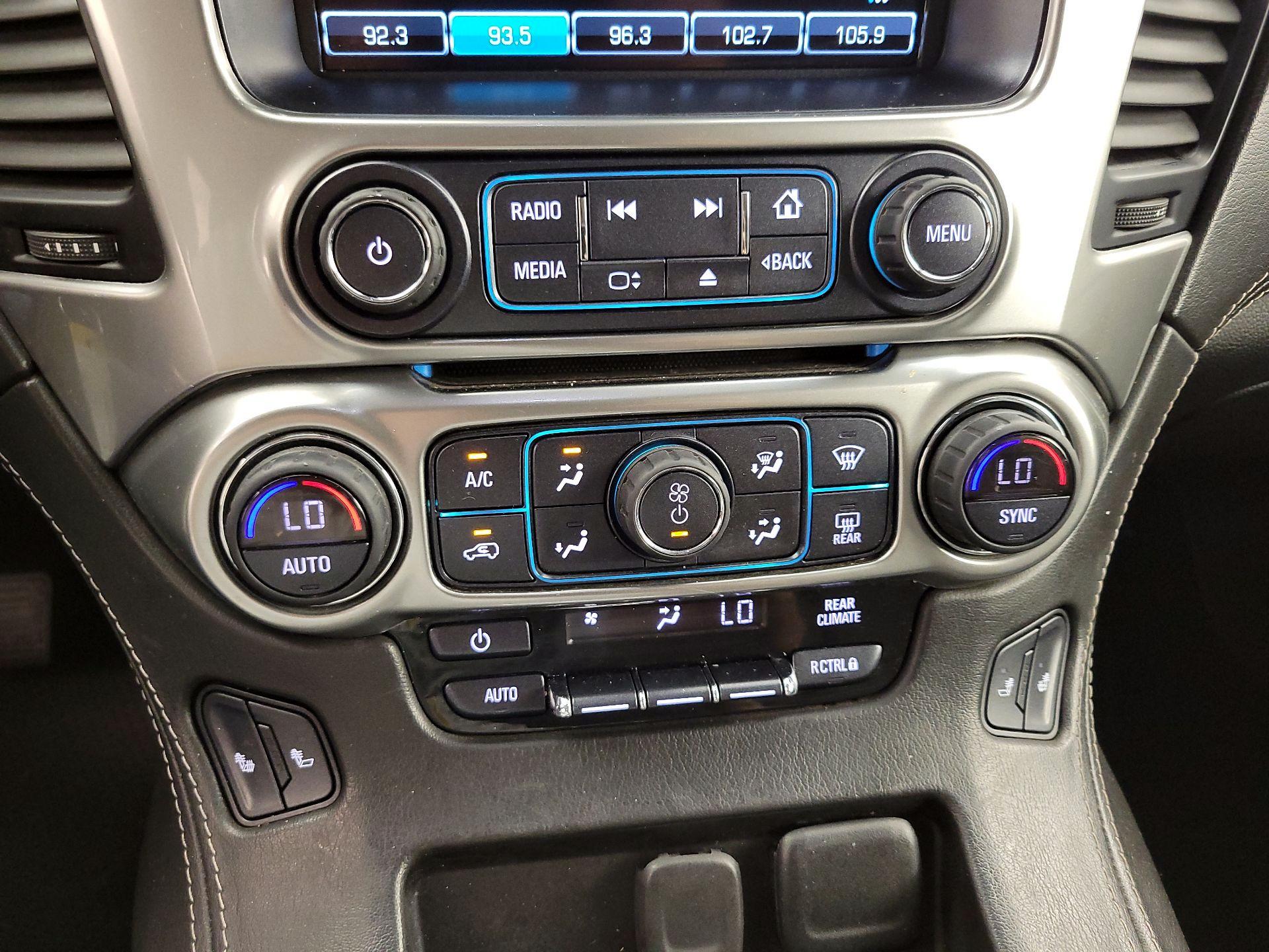 Thumbnail: 2019 Chevrolet Tahoe - 17