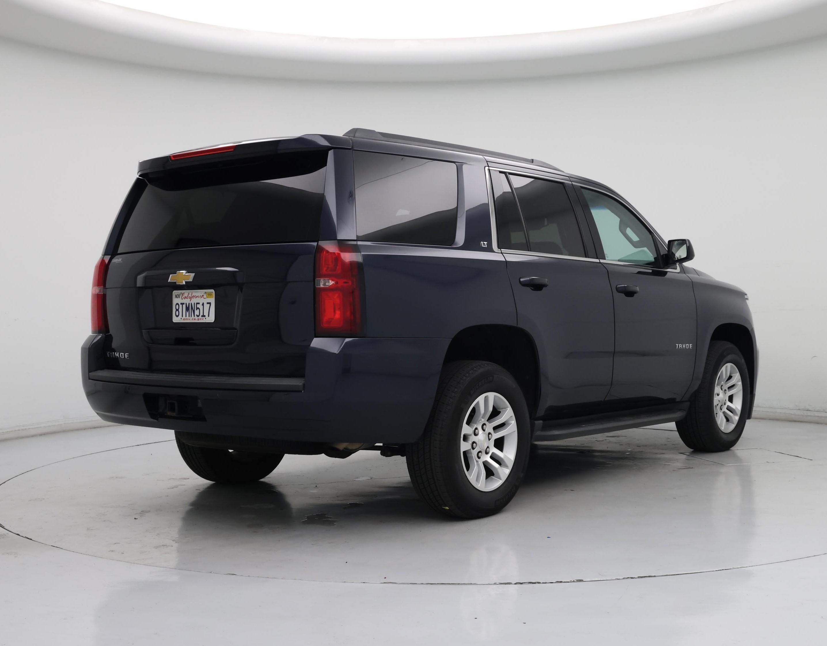 Thumbnail: 2019 Chevrolet Tahoe - 8