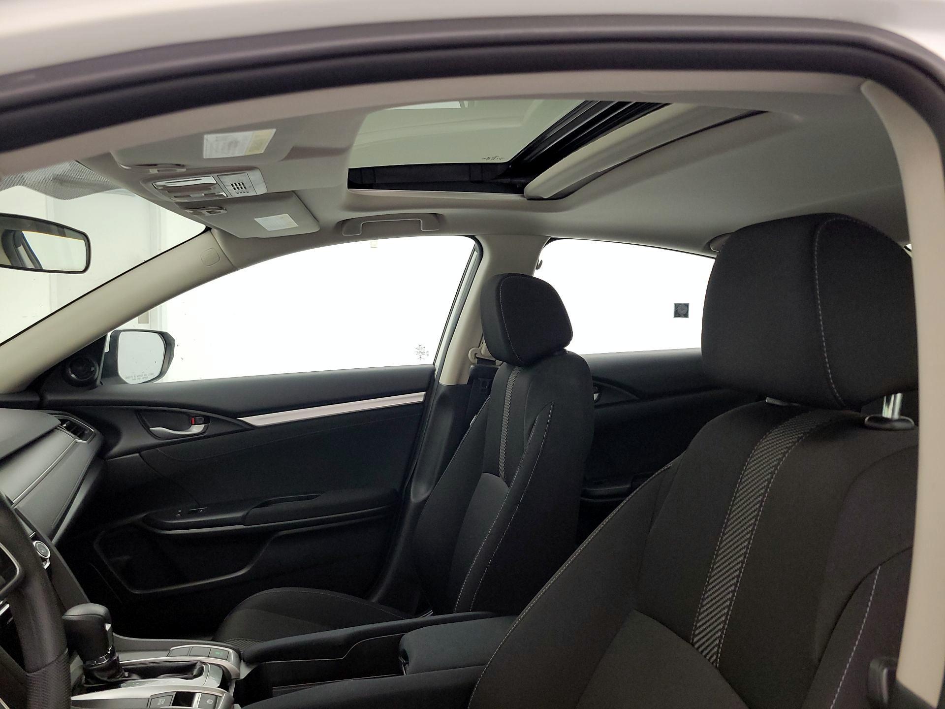 Thumbnail: 2018 Honda Civic - 18