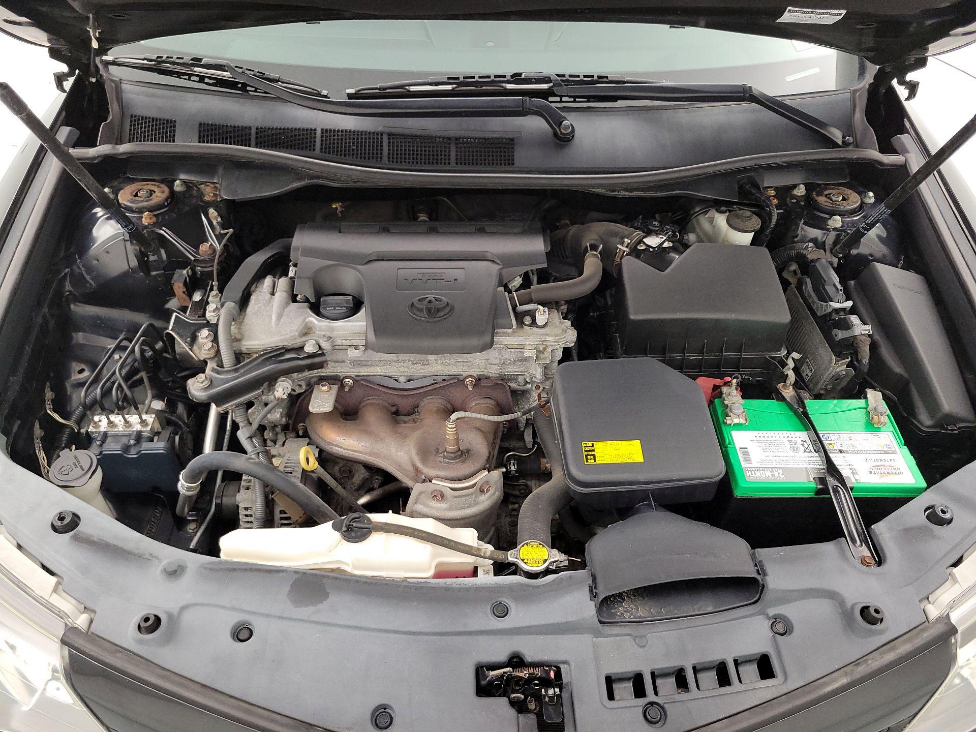 Thumbnail: 2013 Toyota Camry - 19