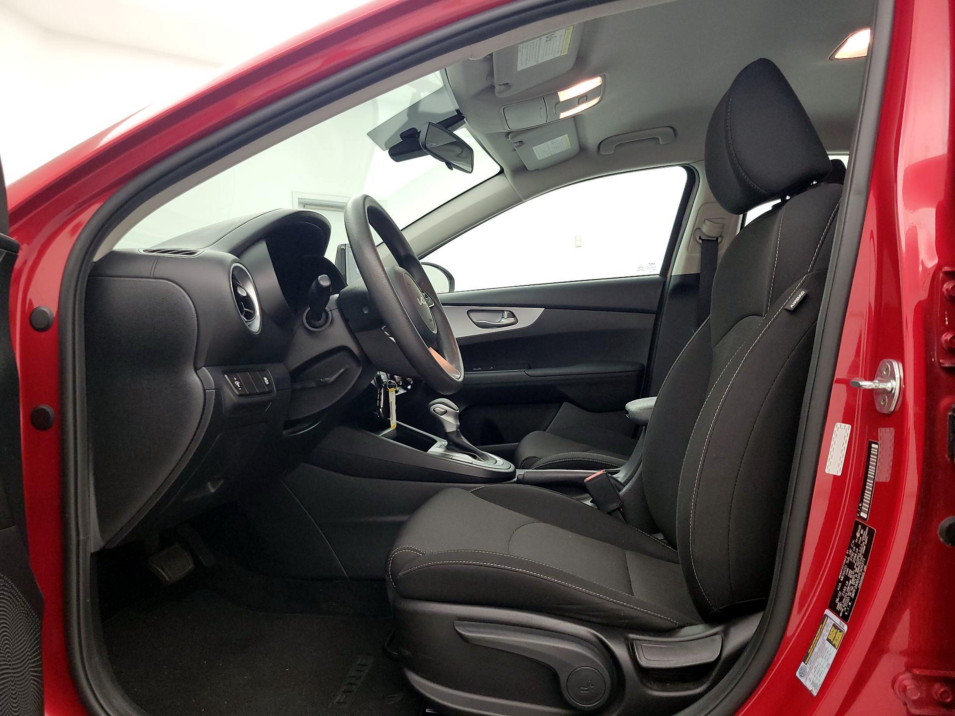Thumbnail: 2023 Kia Forte - 11