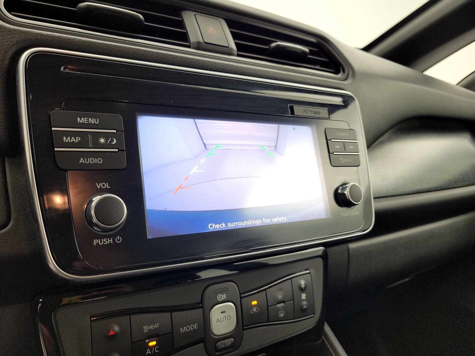 Thumbnail: 2018 Nissan Leaf - 14