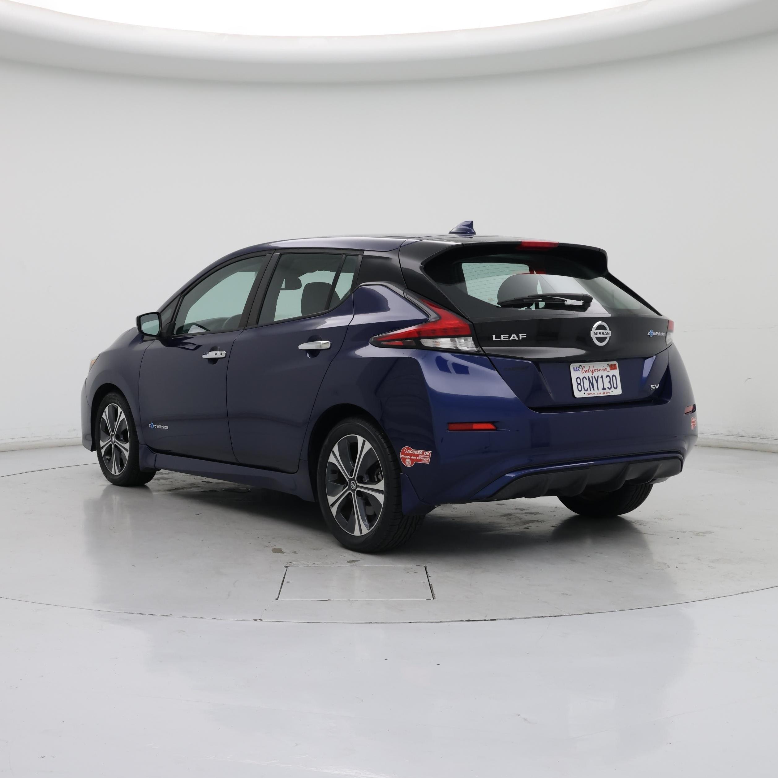 Thumbnail: 2018 Nissan Leaf - 2