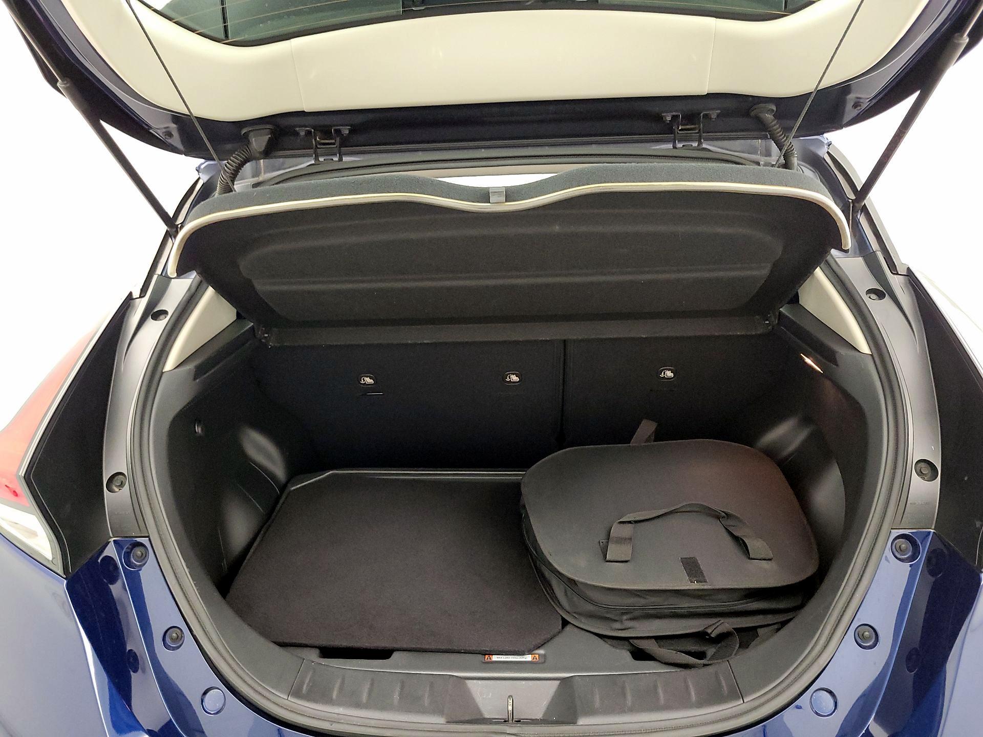 Thumbnail: 2018 Nissan Leaf - 20