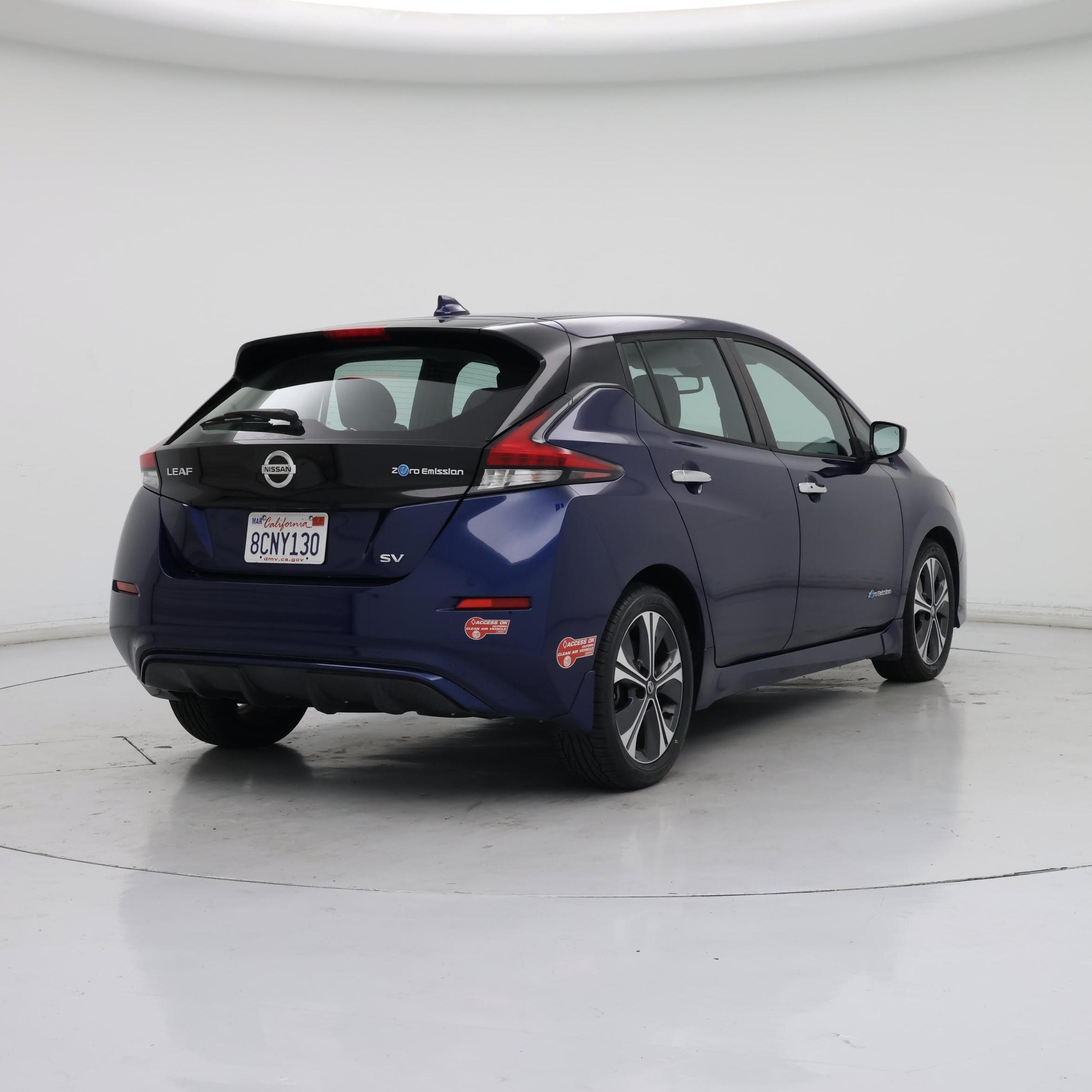 Thumbnail: 2018 Nissan Leaf - 8