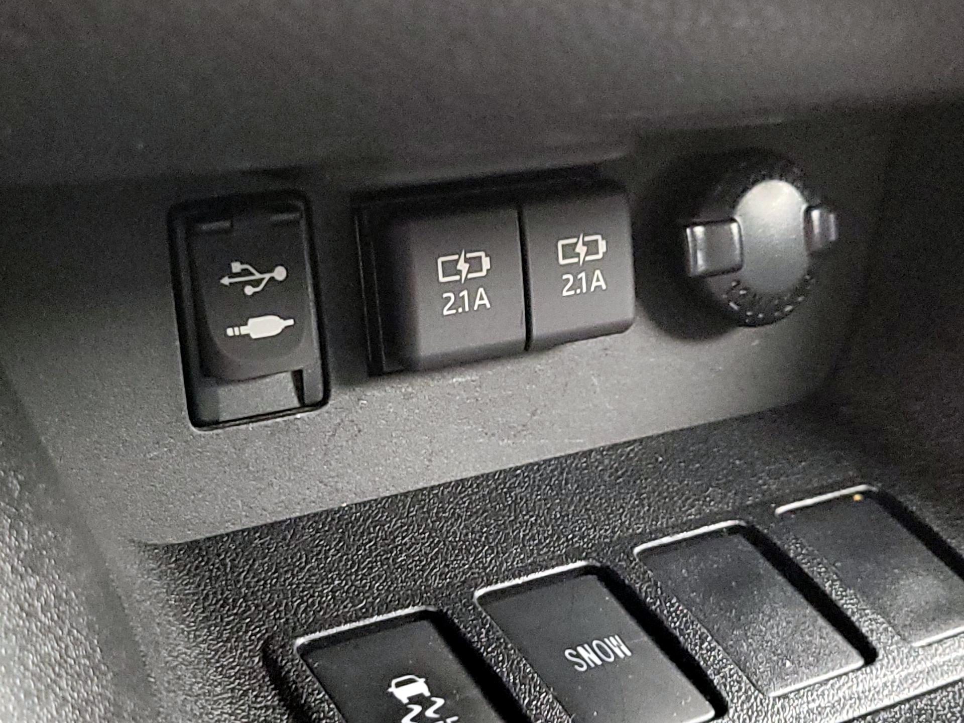 Thumbnail: 2019 Toyota Highlander - 17