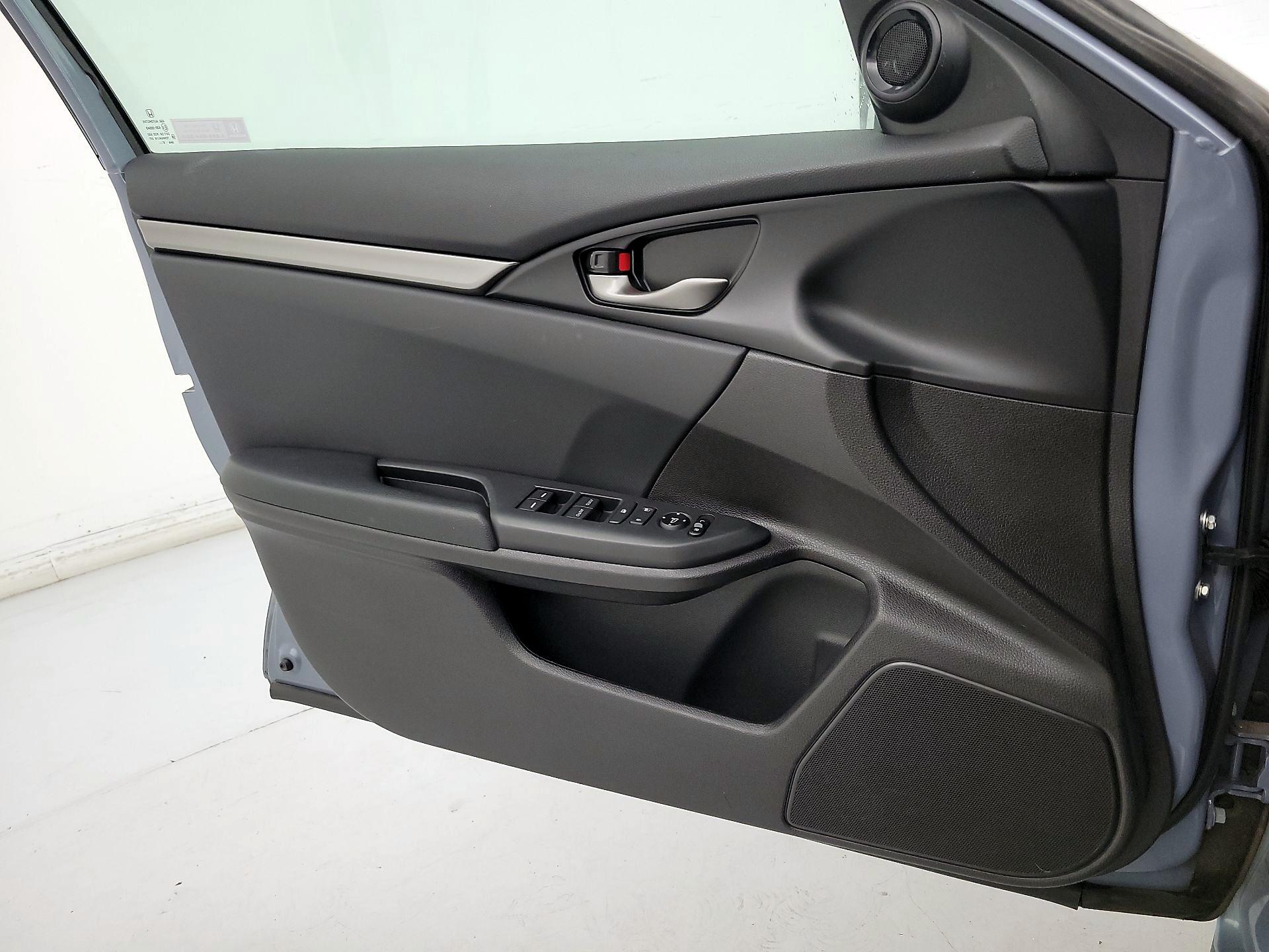 Thumbnail: 2020 Honda Civic - 12