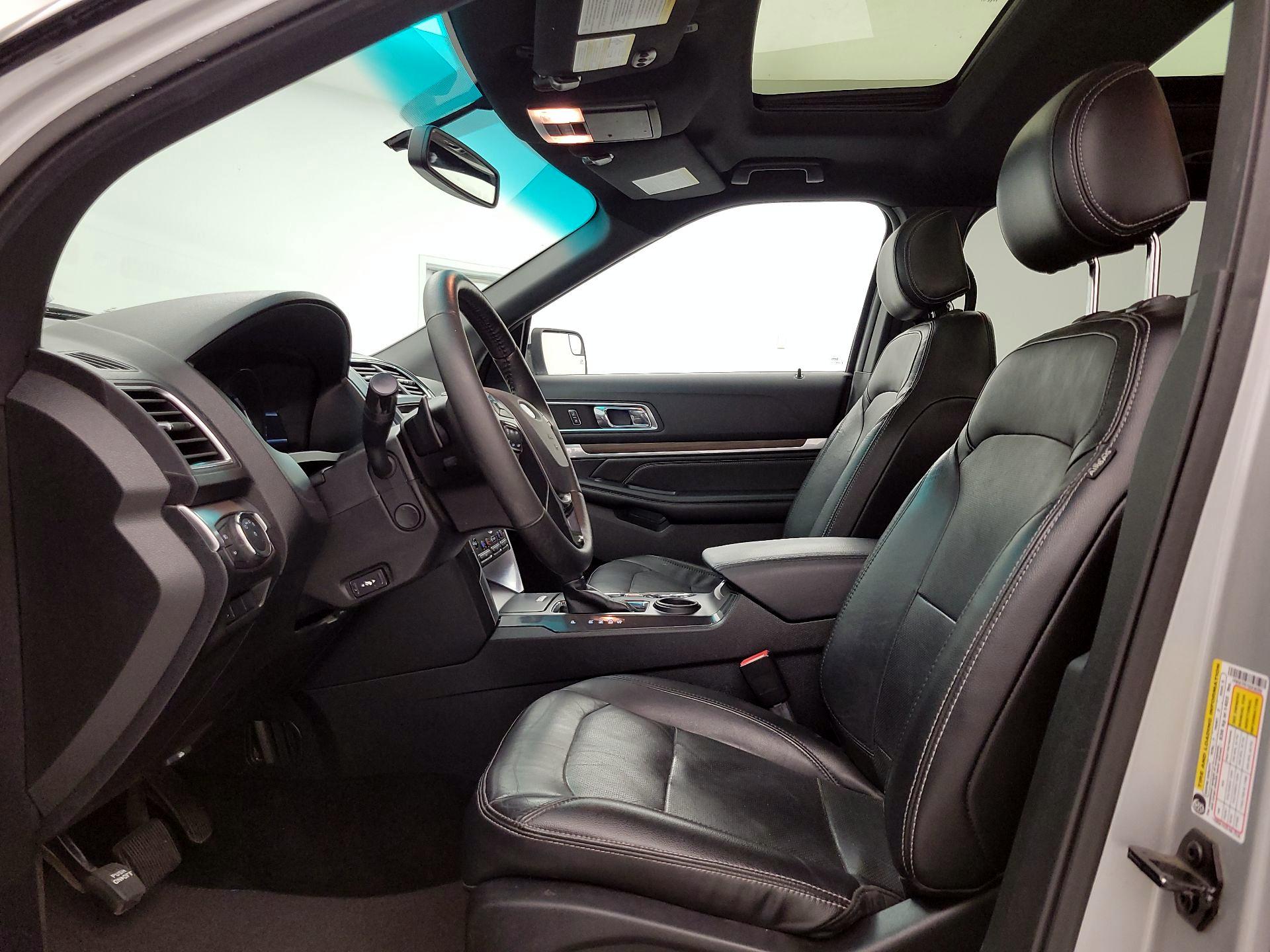 Thumbnail: 2016 Ford Explorer - 11