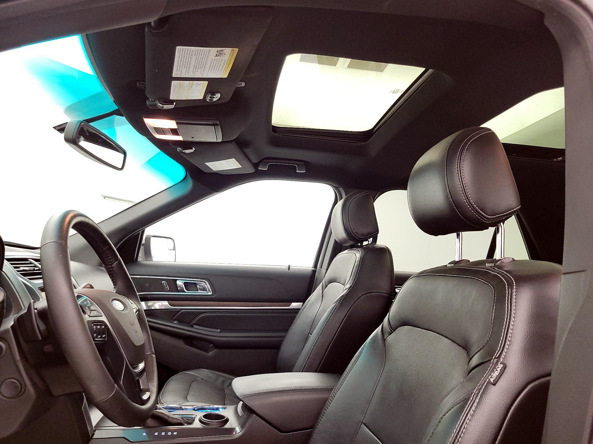 Thumbnail: 2016 Ford Explorer - 20