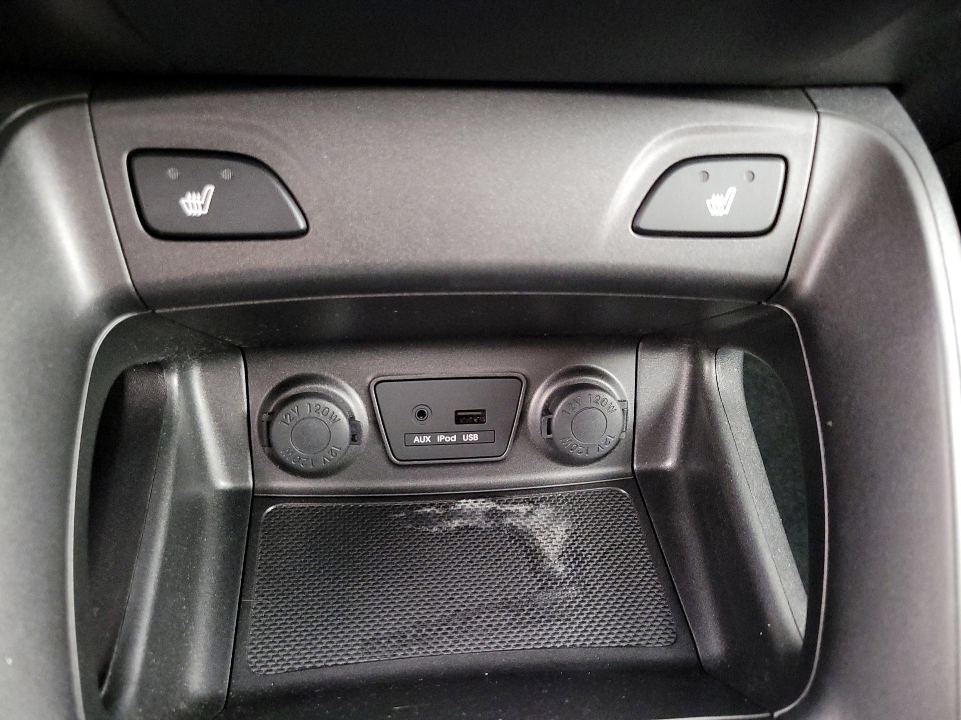 Thumbnail: 2014 Hyundai Tucson - 18