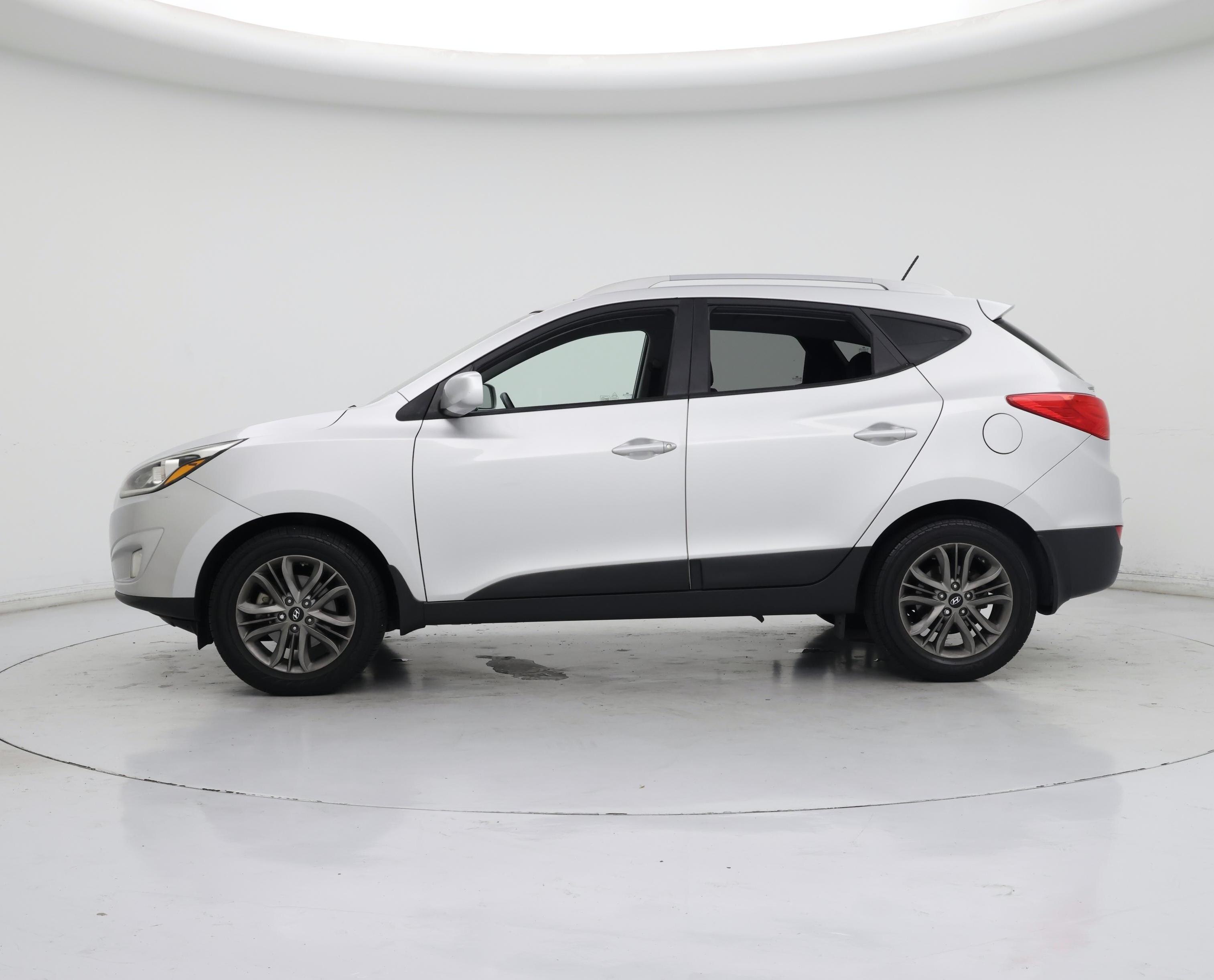 Thumbnail: 2014 Hyundai Tucson - 3