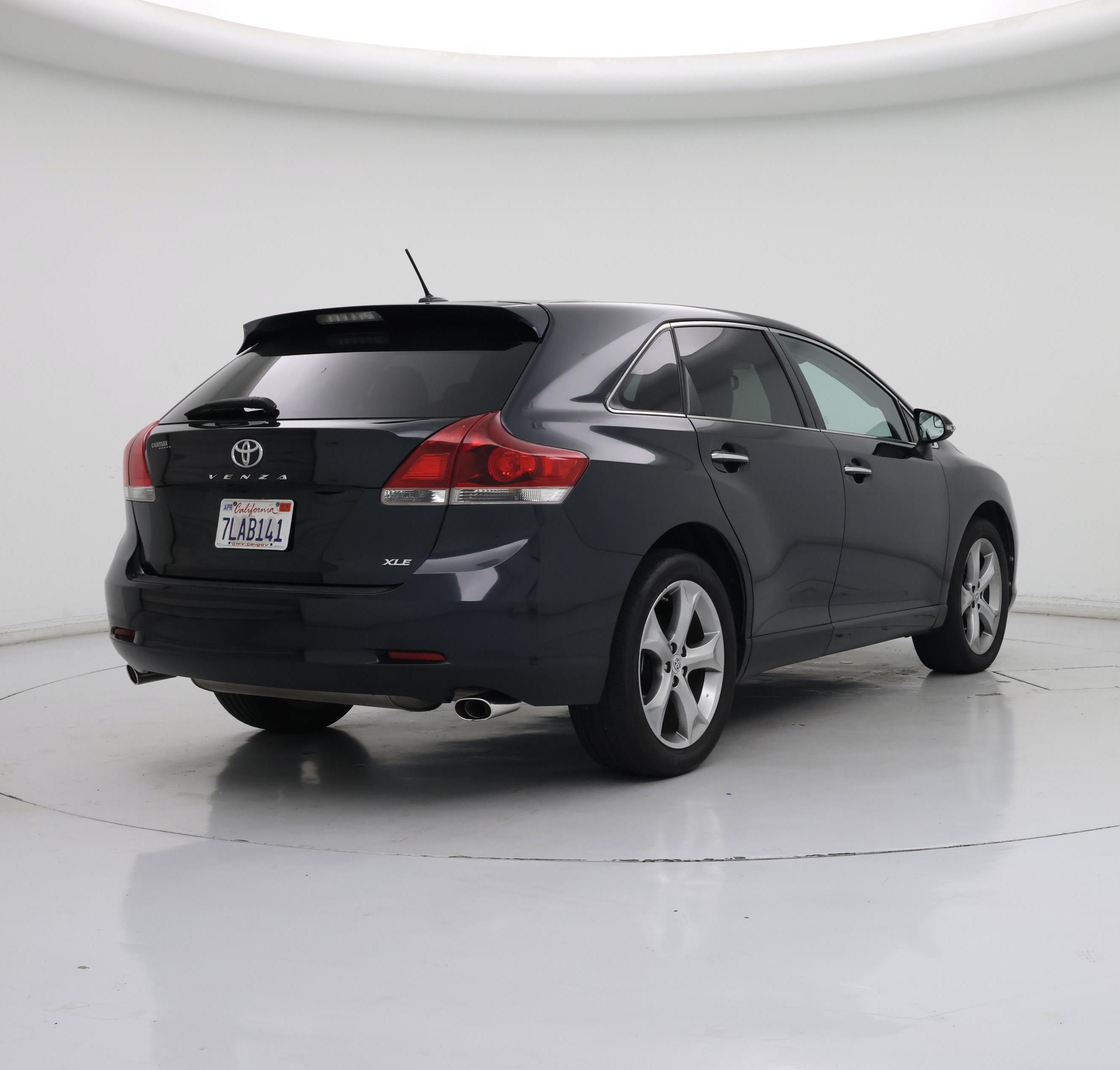 Thumbnail: 2015 Toyota Venza - 8