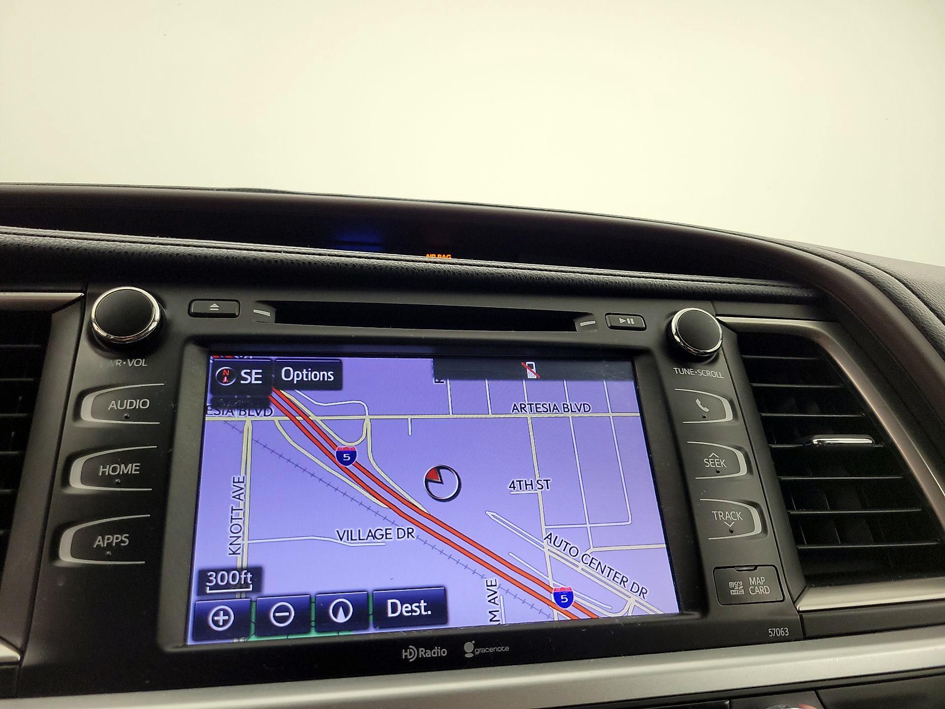 Thumbnail: 2015 Toyota Highlander - 14