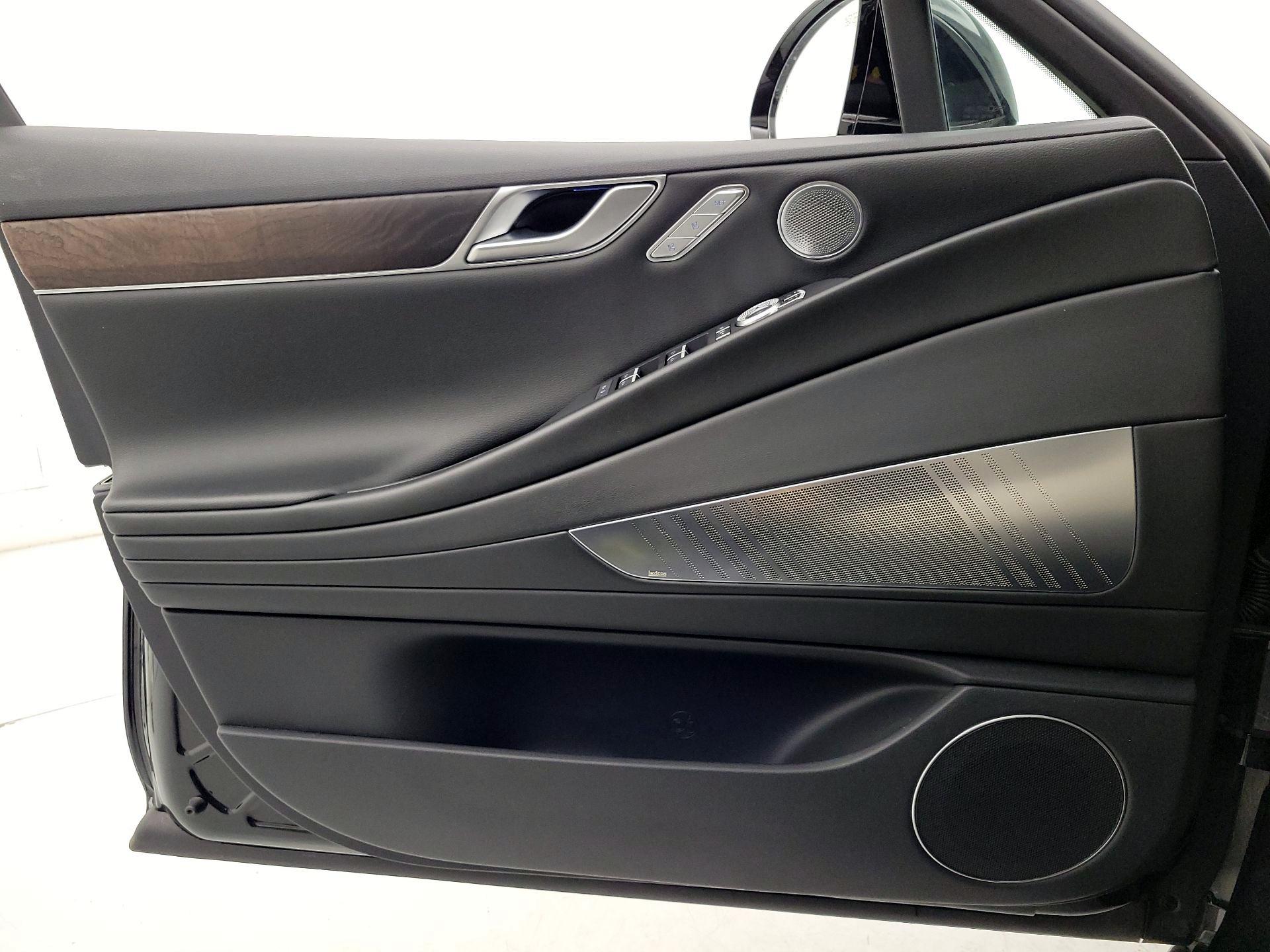Thumbnail: 2021 Genesis G80 - 12