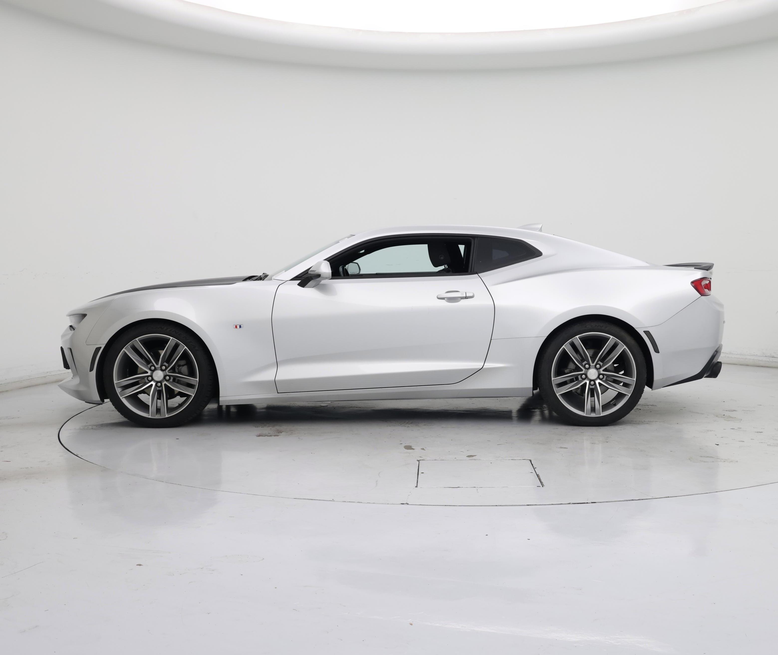 Thumbnail: 2016 Chevrolet Camaro - 3
