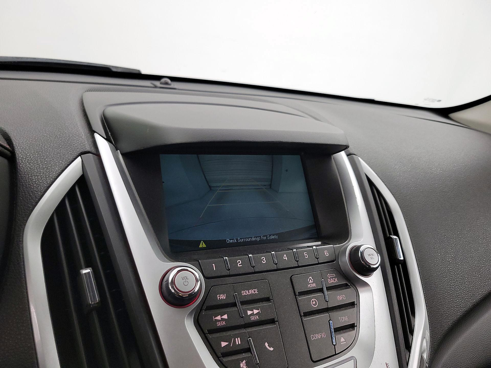 Thumbnail: 2015 GMC Terrain - 13