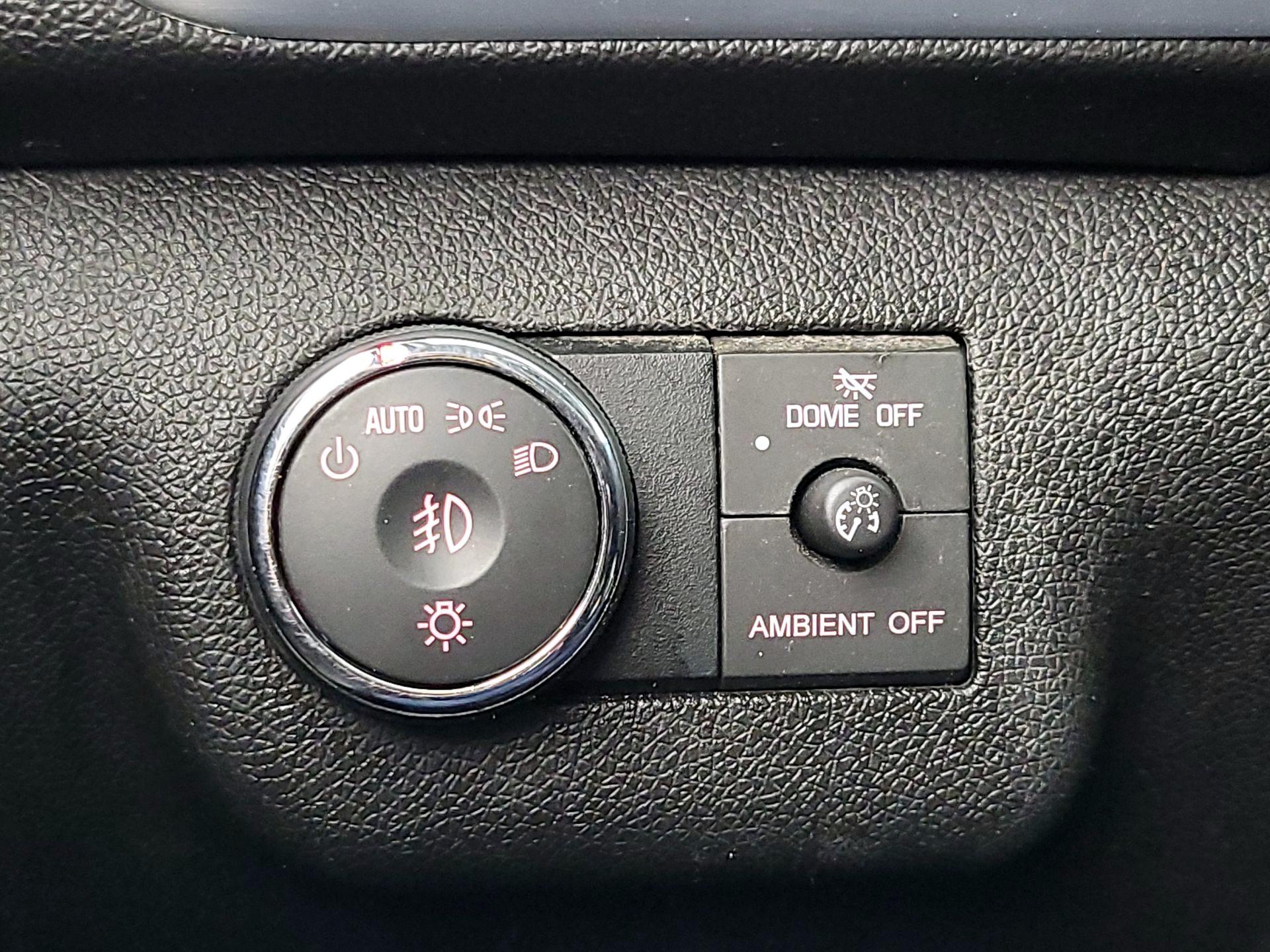 Thumbnail: 2016 GMC Acadia - 13