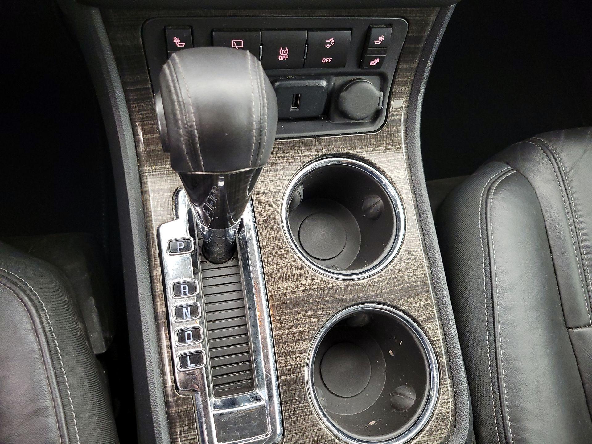 Thumbnail: 2016 GMC Acadia - 17