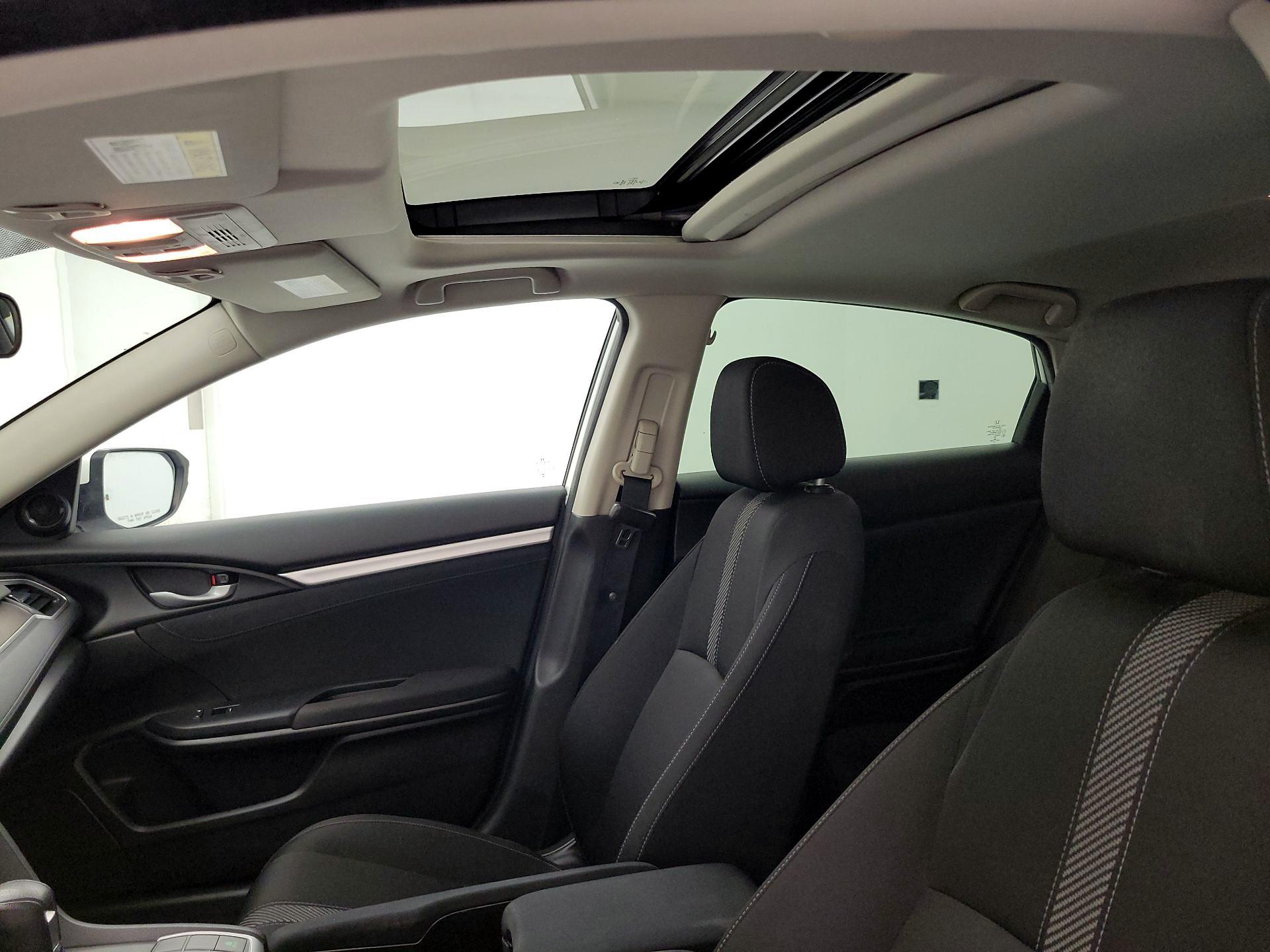Thumbnail: 2016 Honda Civic - 18
