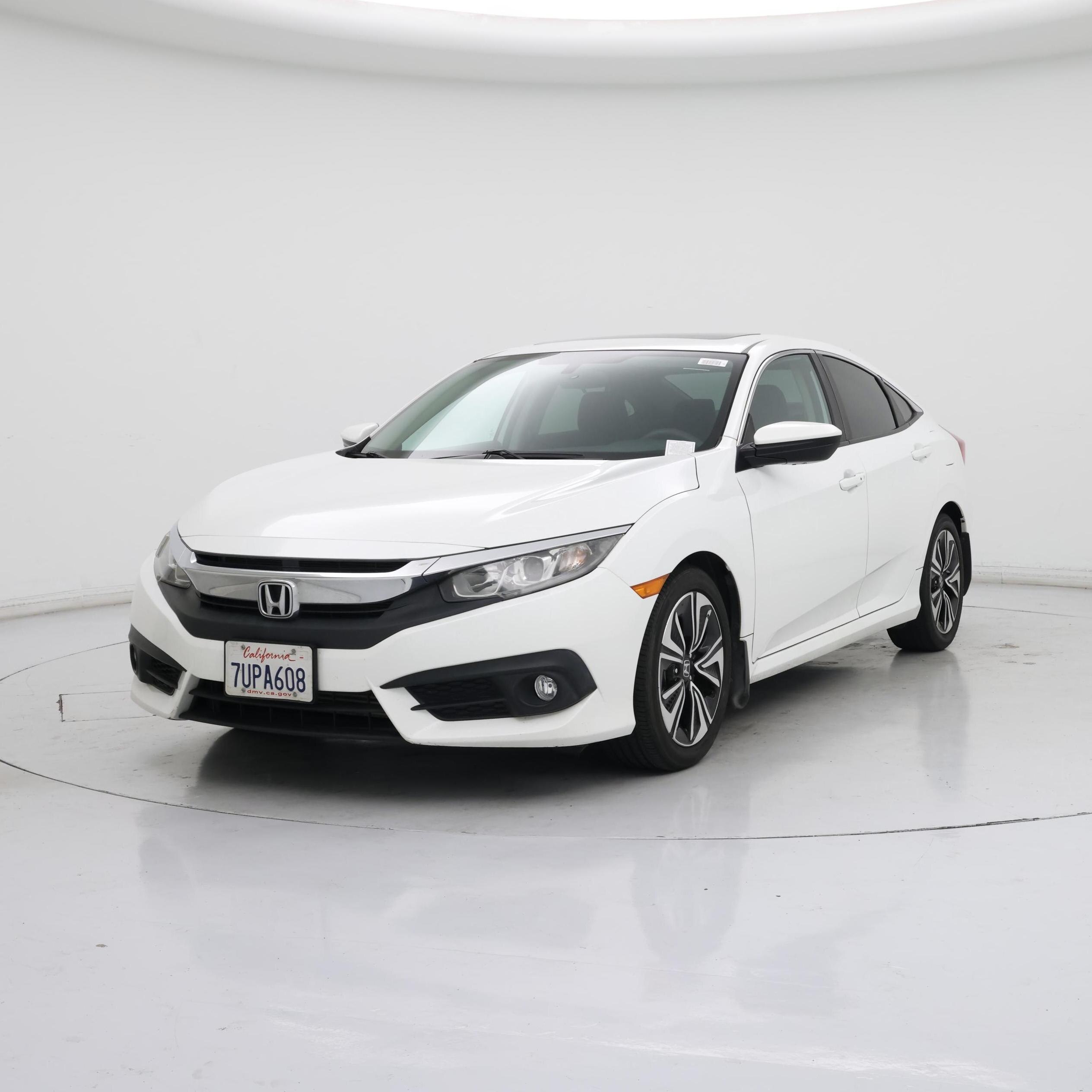 Thumbnail: 2016 Honda Civic - 4
