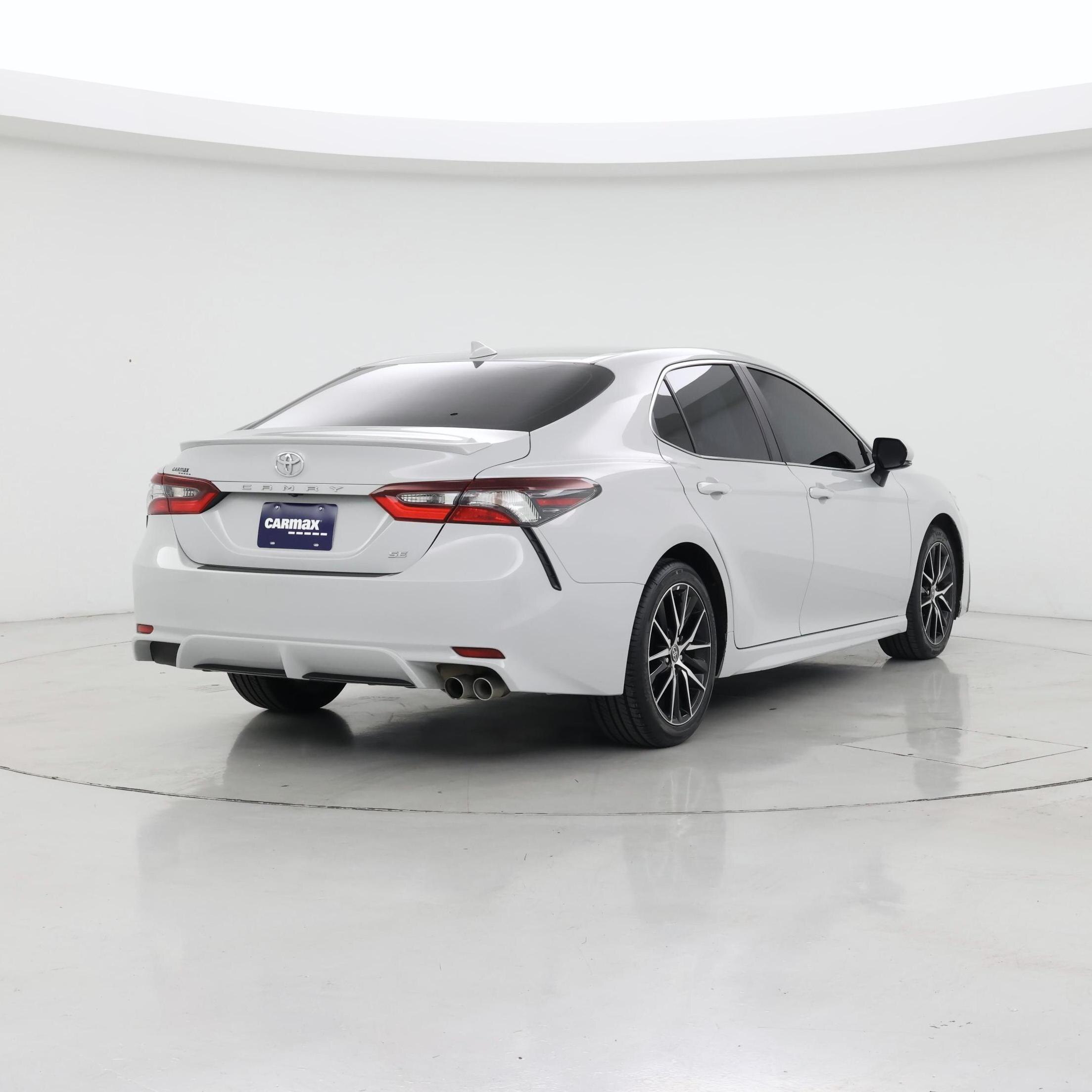 Thumbnail: 2024 Toyota Camry - 8