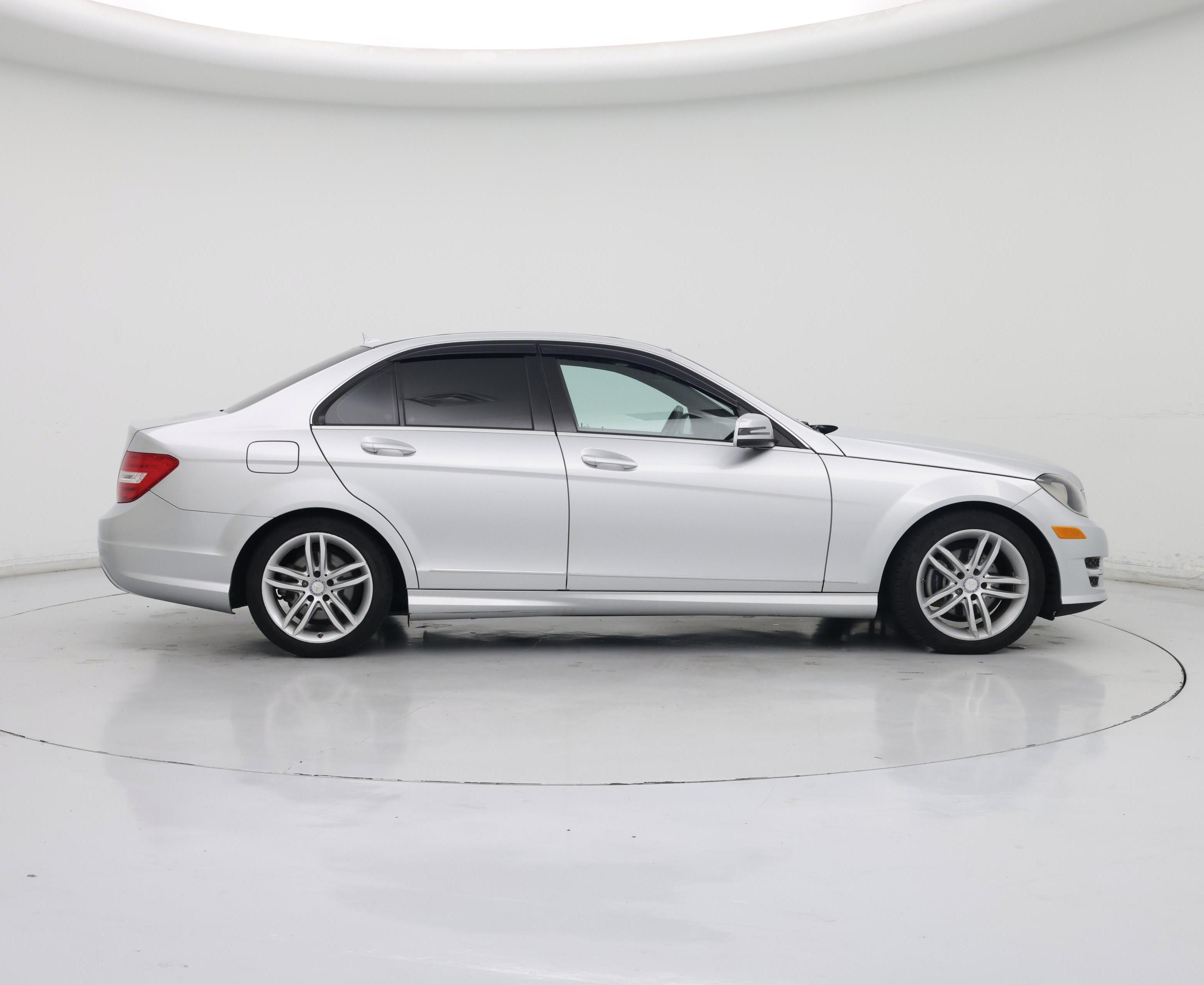 Thumbnail: 2014 Mercedes-Benz C-Class - 7