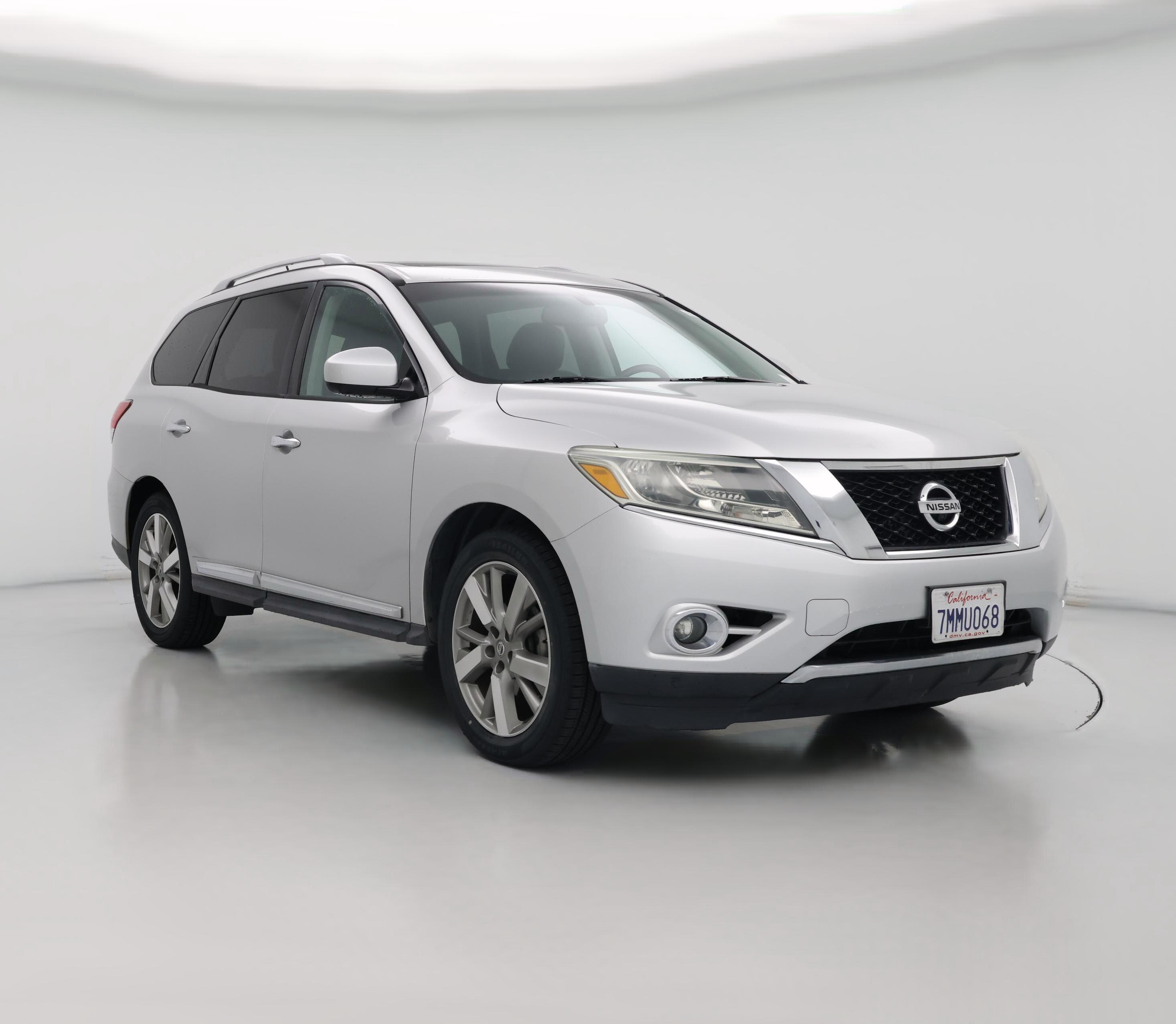 Thumbnail: 2015 Nissan Pathfinder - 1