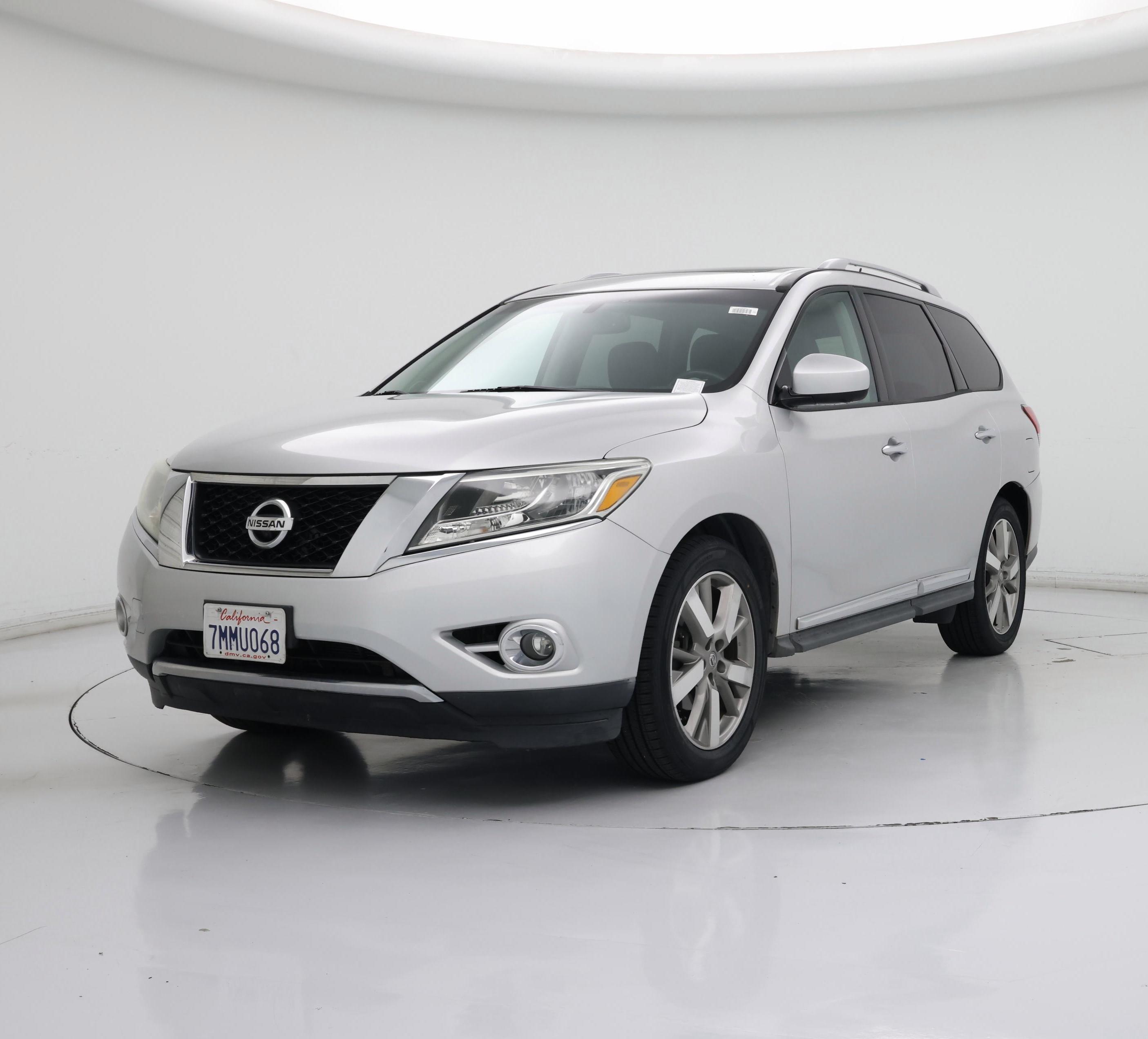 Thumbnail: 2015 Nissan Pathfinder - 4