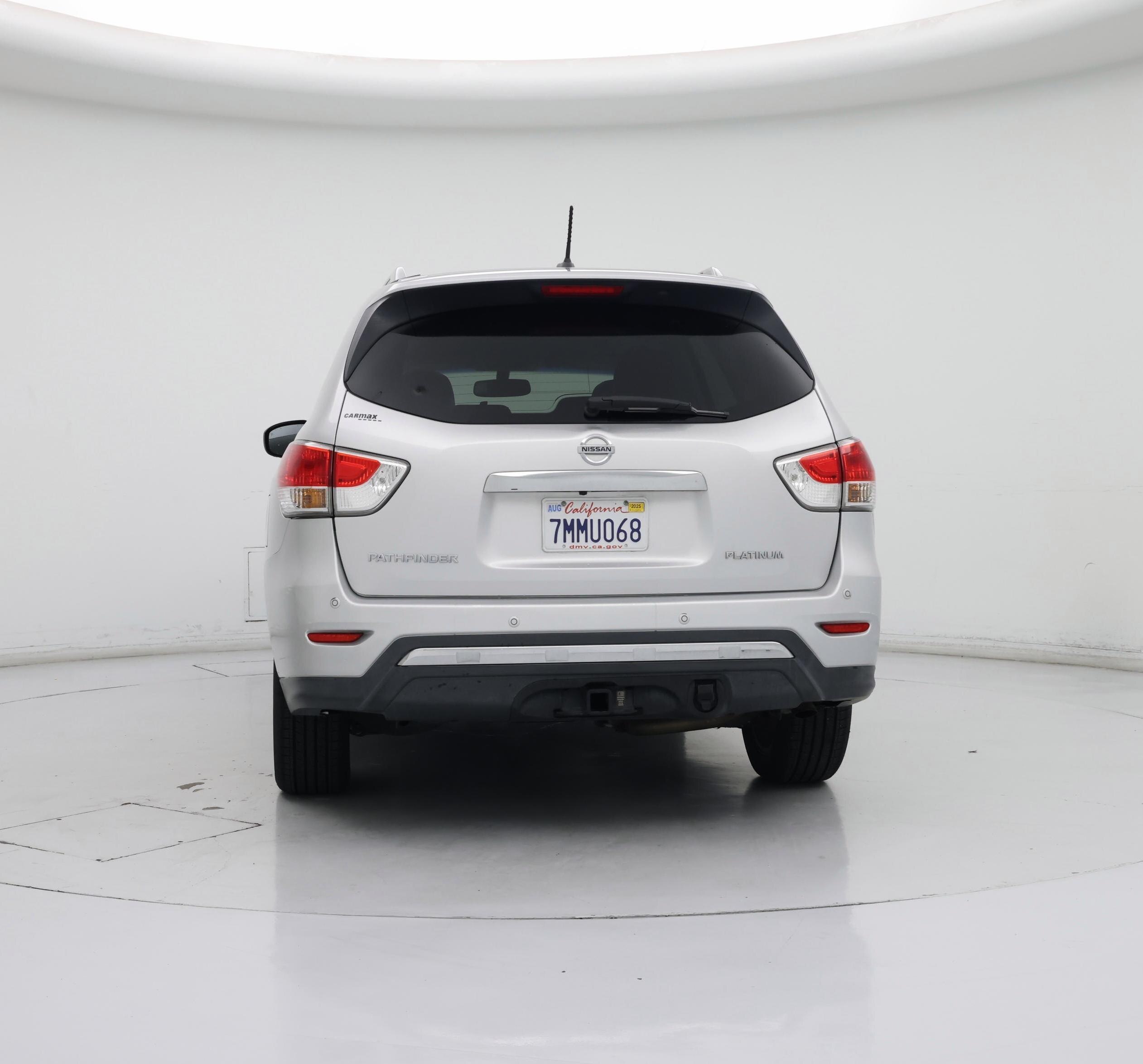 Thumbnail: 2015 Nissan Pathfinder - 6