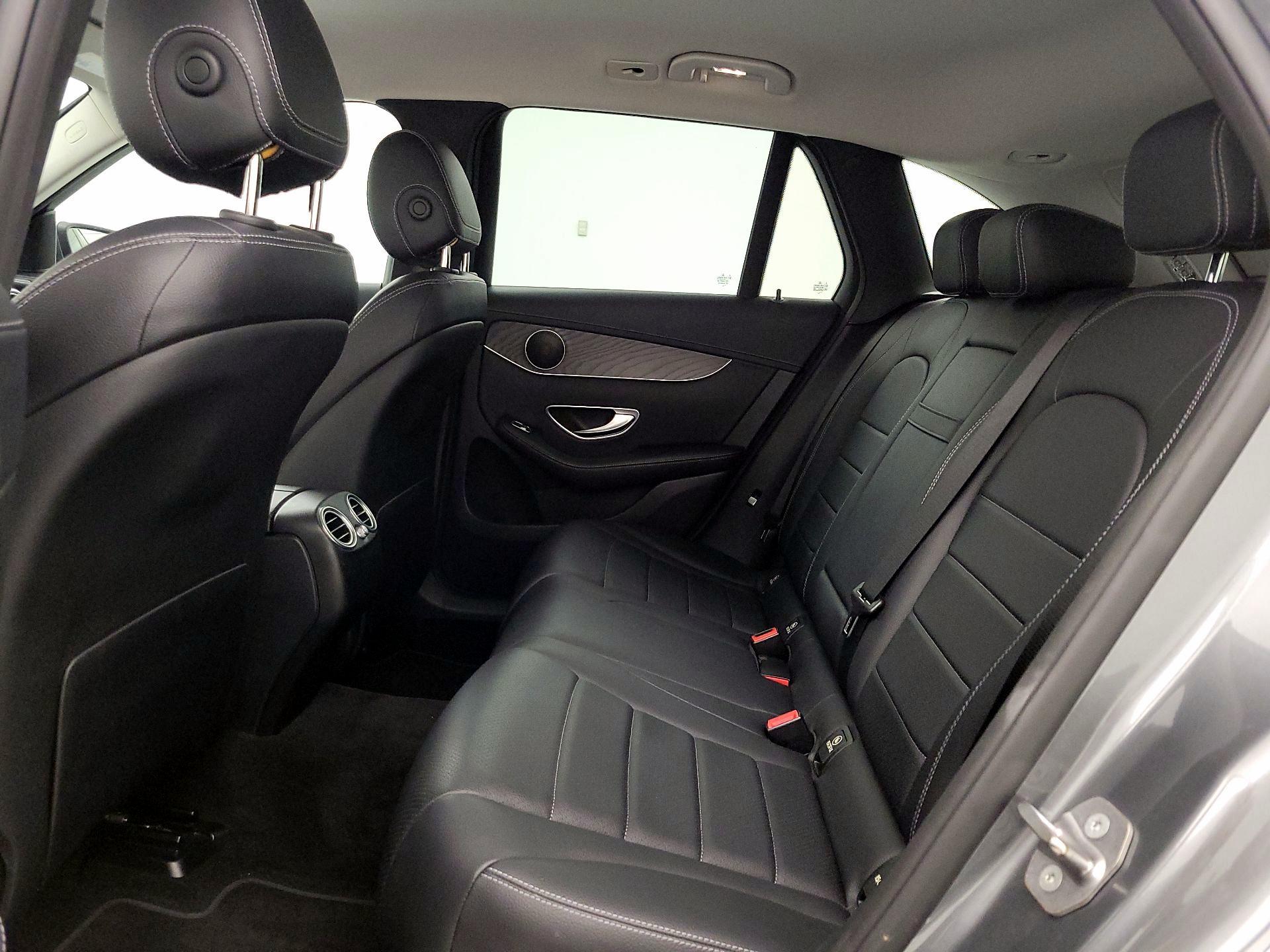 Thumbnail: 2016 Mercedes-Benz GLC - 10