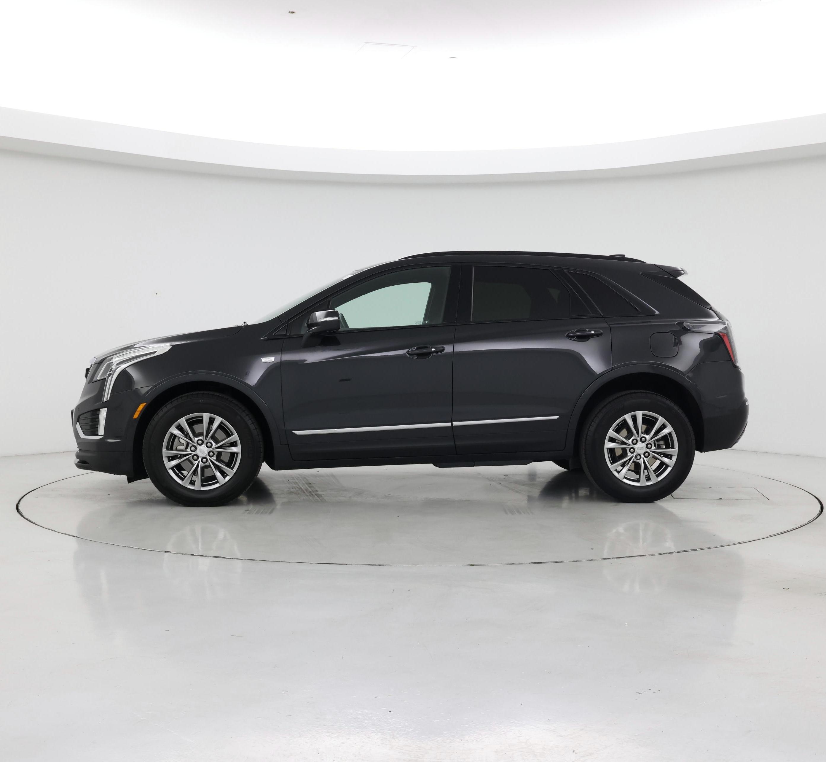 Thumbnail: 2020 Cadillac XT5 - 3