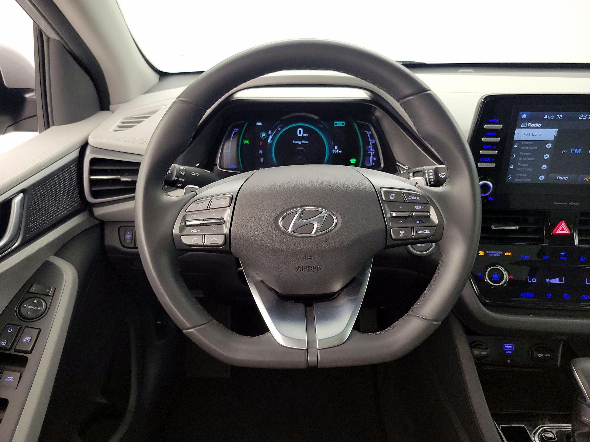 Thumbnail: 2020 Hyundai Ioniq - 10