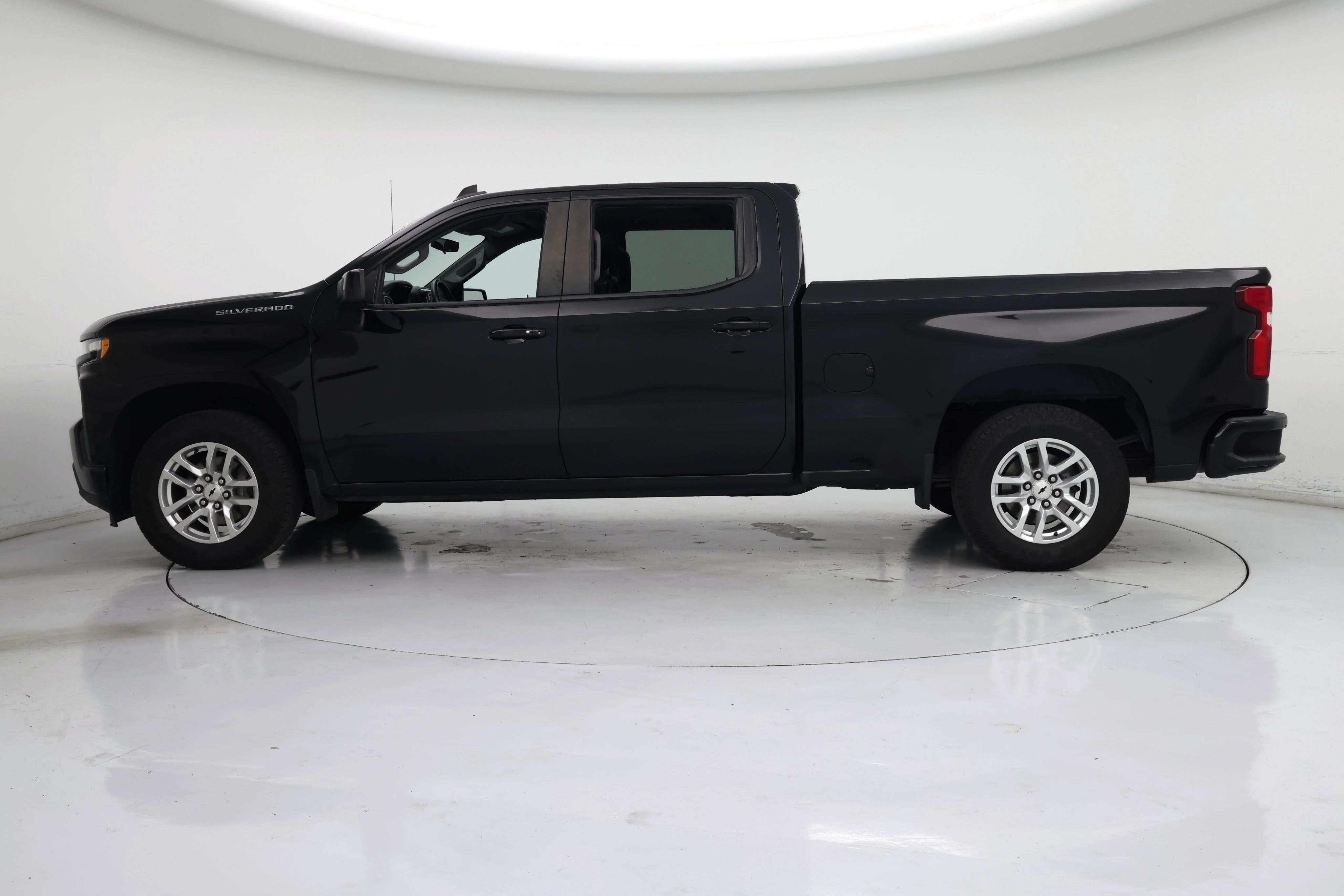 Thumbnail: 2020 Chevrolet Silverado 1500 - 3