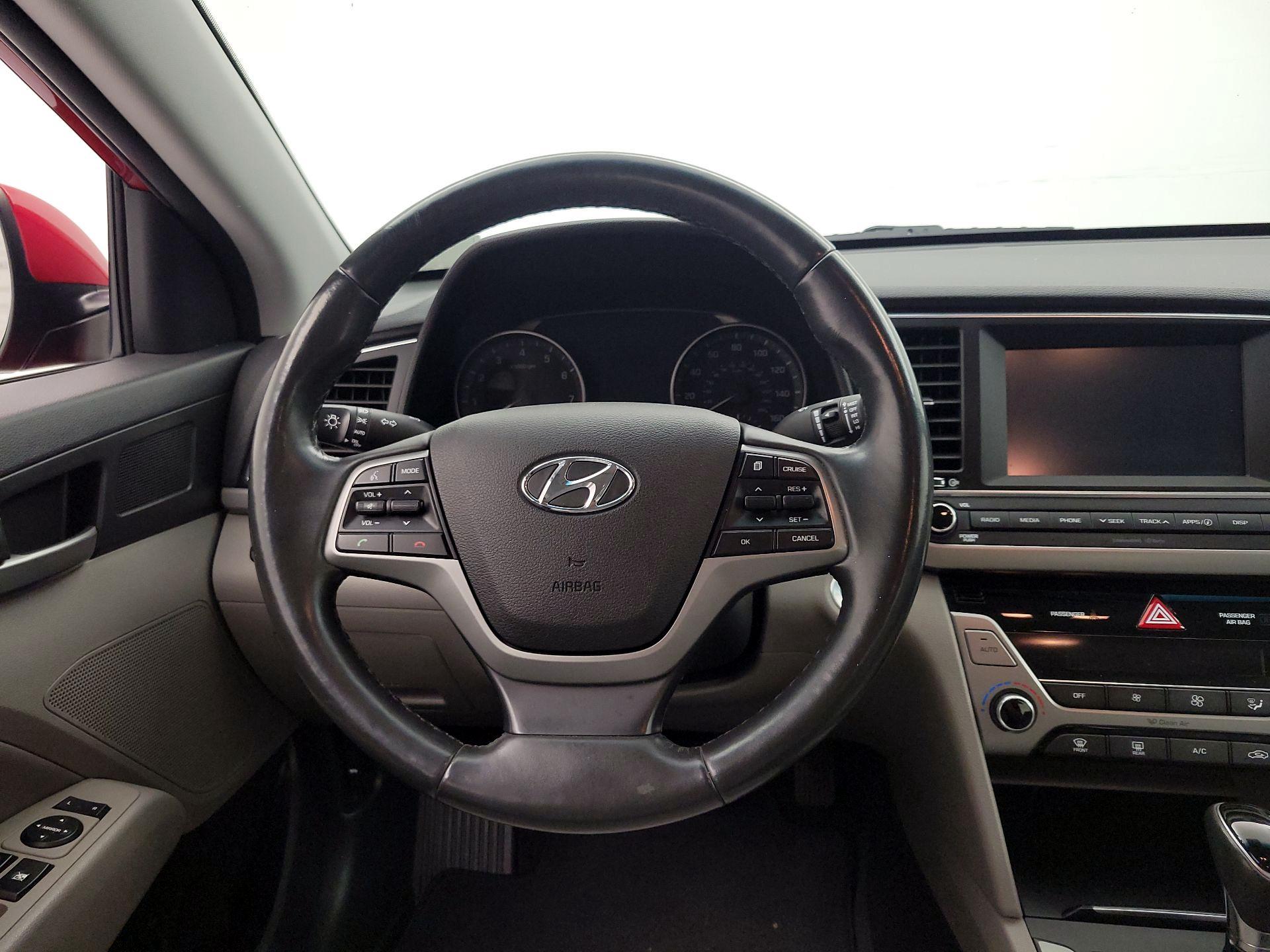 Thumbnail: 2017 Hyundai Elantra - 10