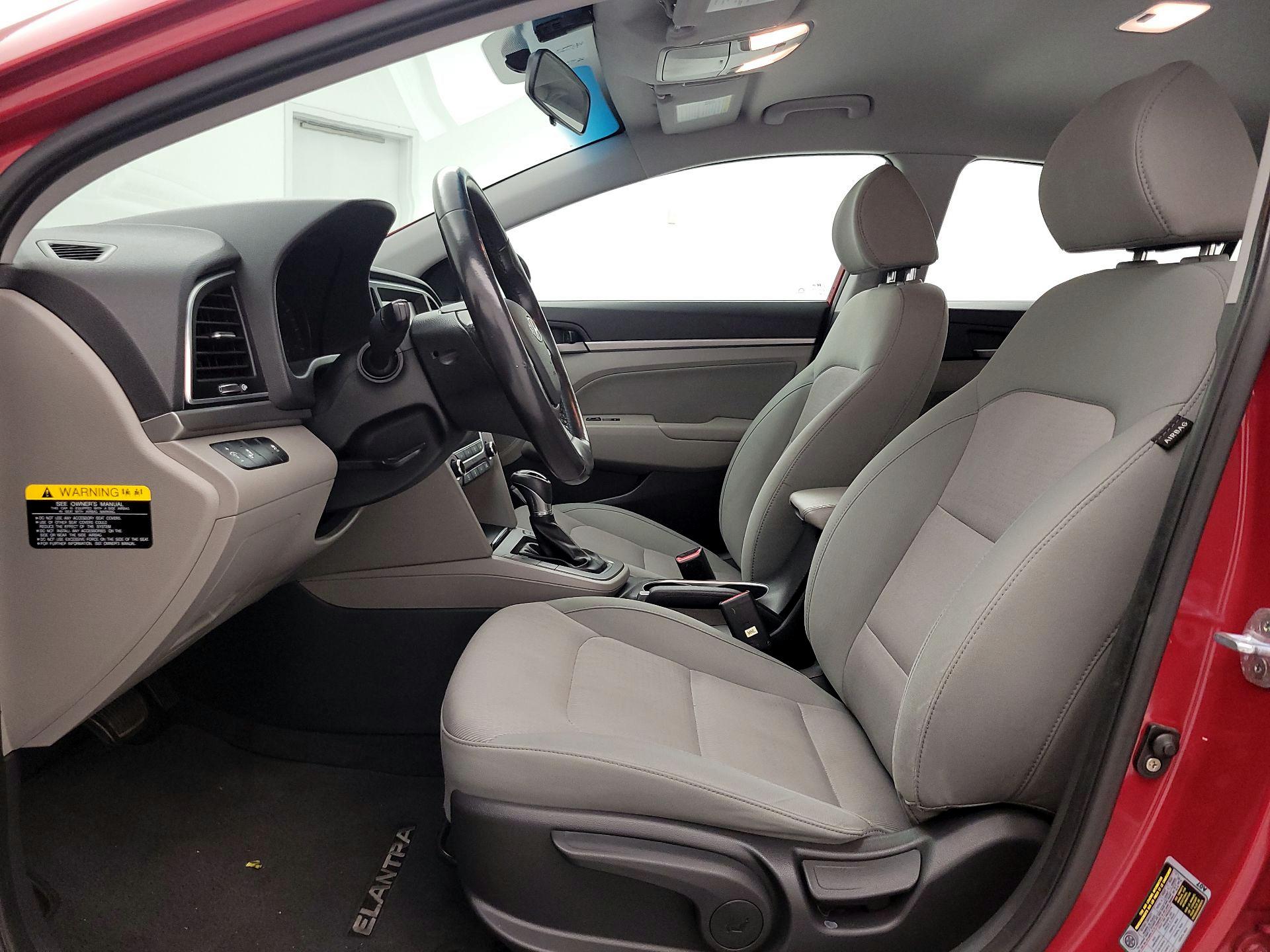 Thumbnail: 2017 Hyundai Elantra - 11