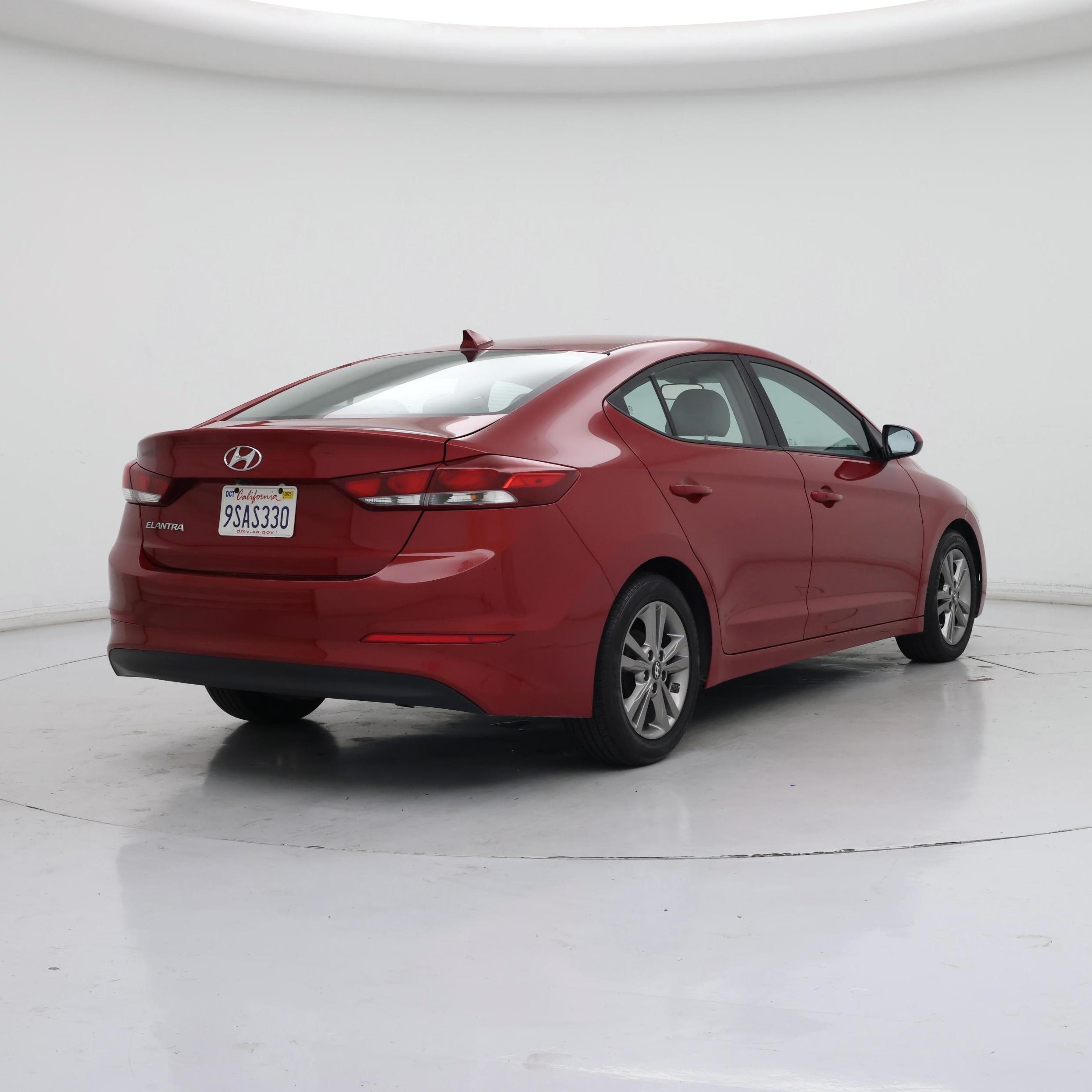 Thumbnail: 2017 Hyundai Elantra - 8