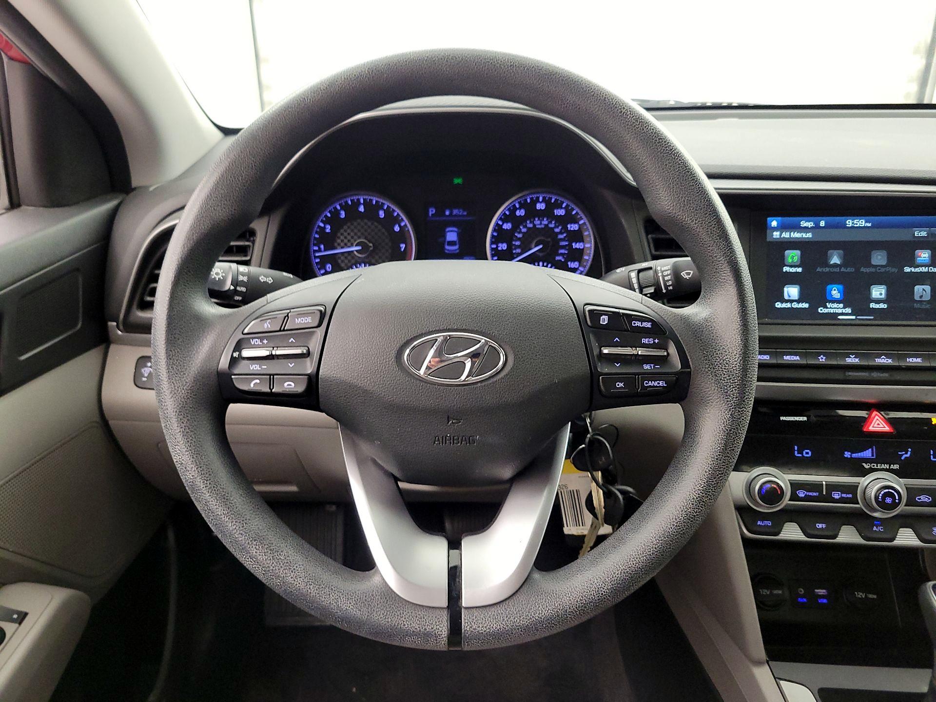 Thumbnail: 2020 Hyundai Elantra - 10