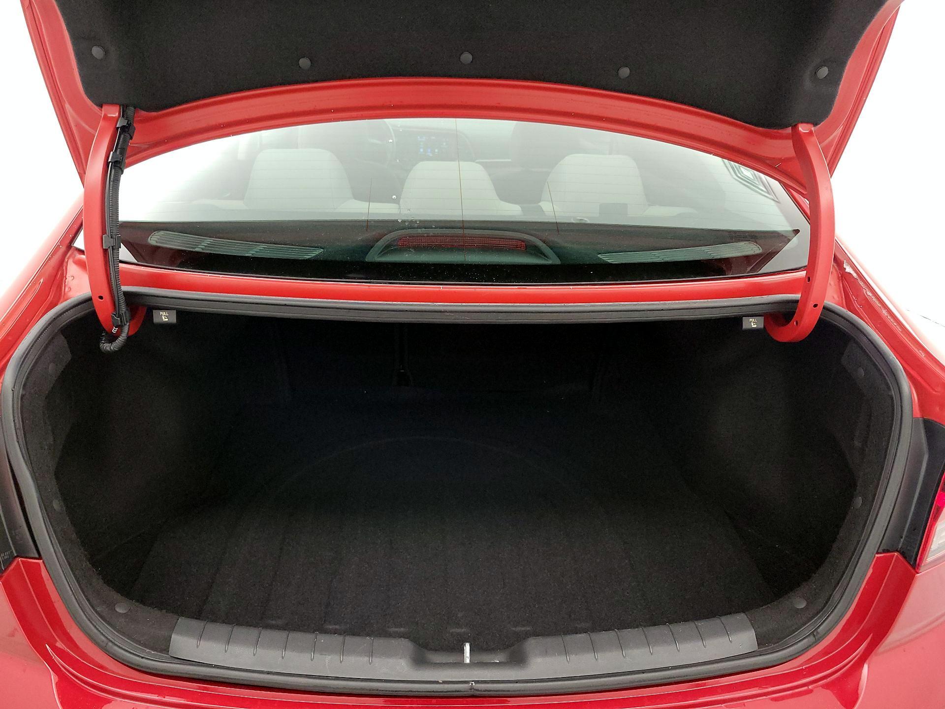 Thumbnail: 2020 Hyundai Elantra - 20