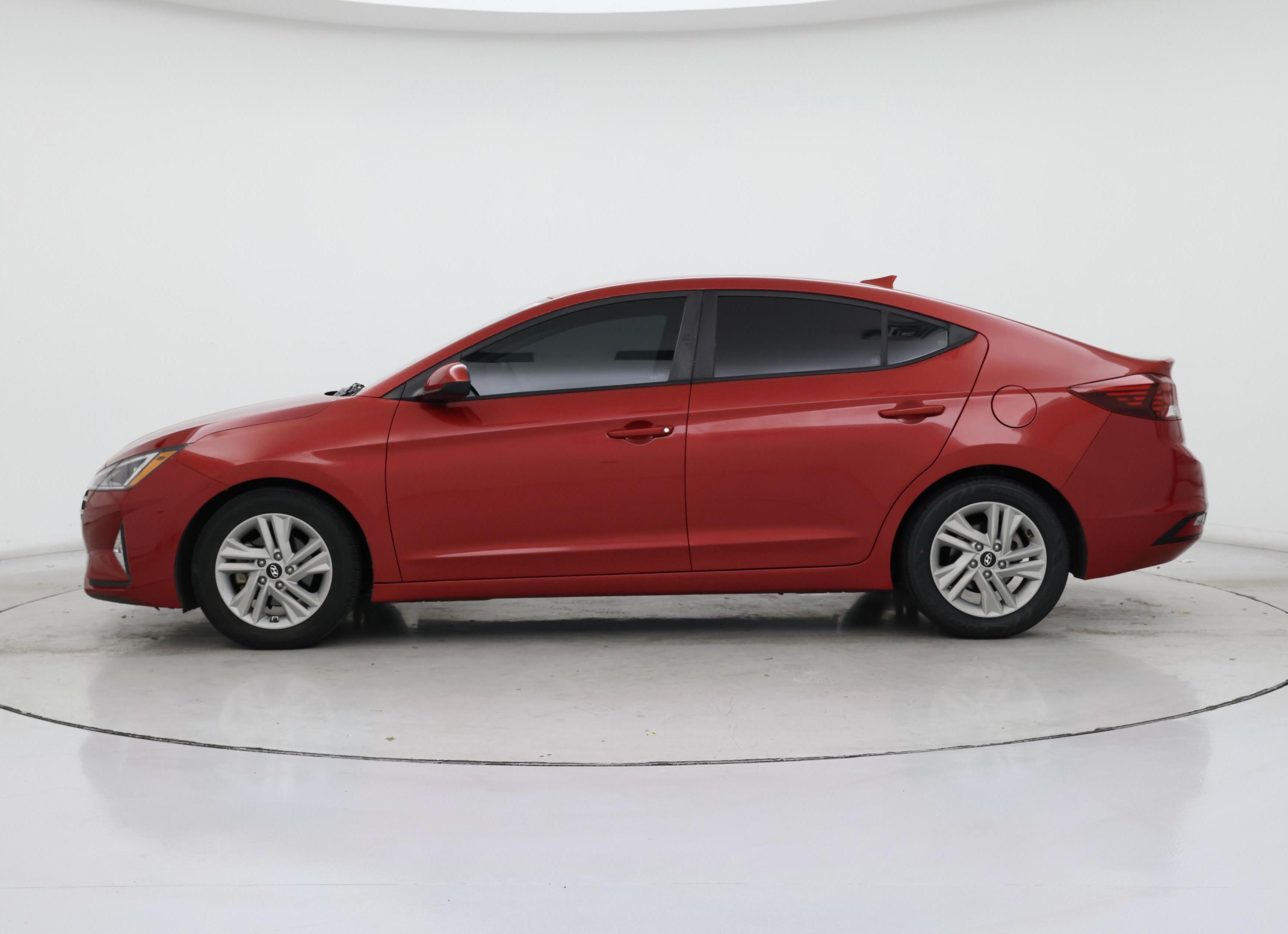 Thumbnail: 2020 Hyundai Elantra - 3