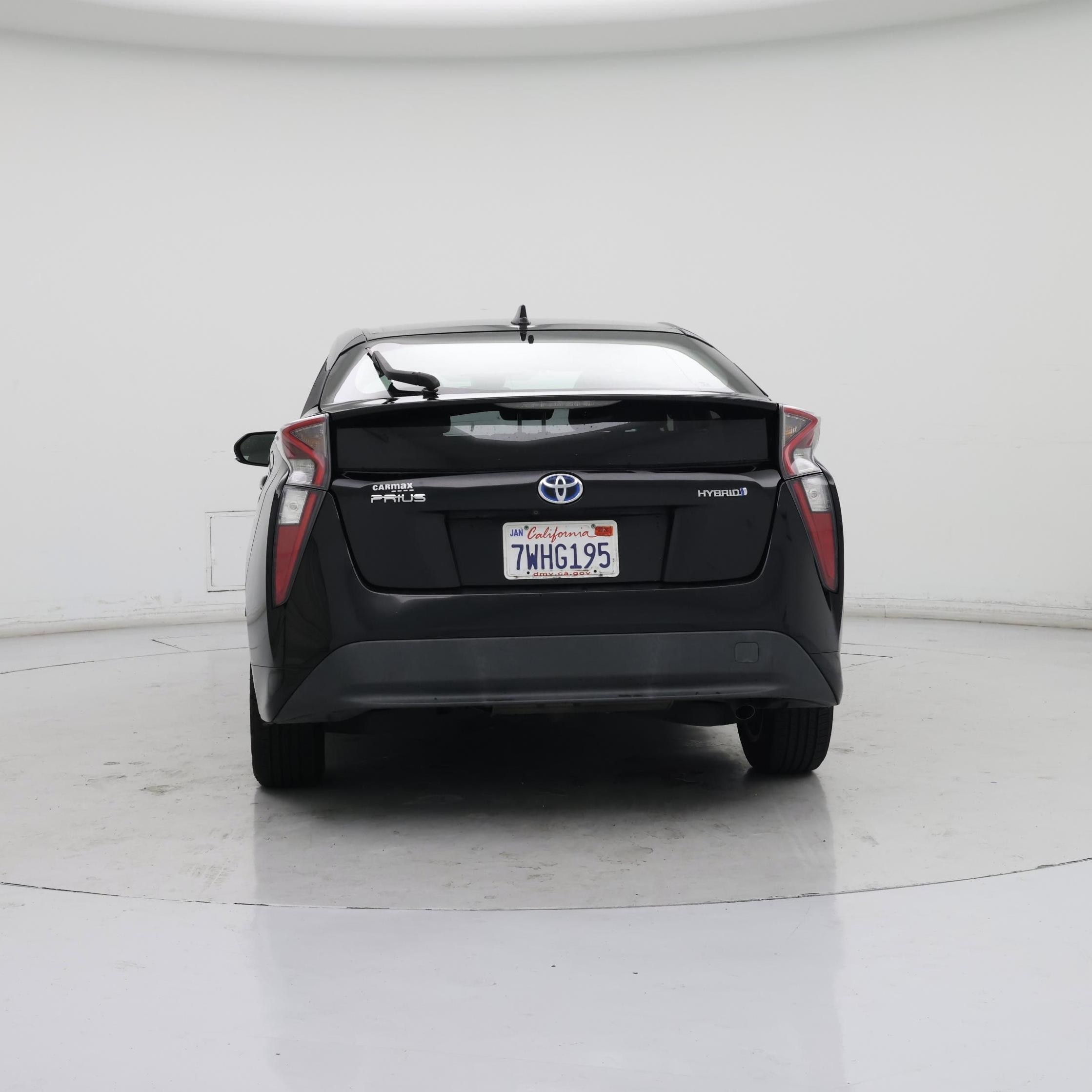 Thumbnail: 2017 Toyota Prius - 6