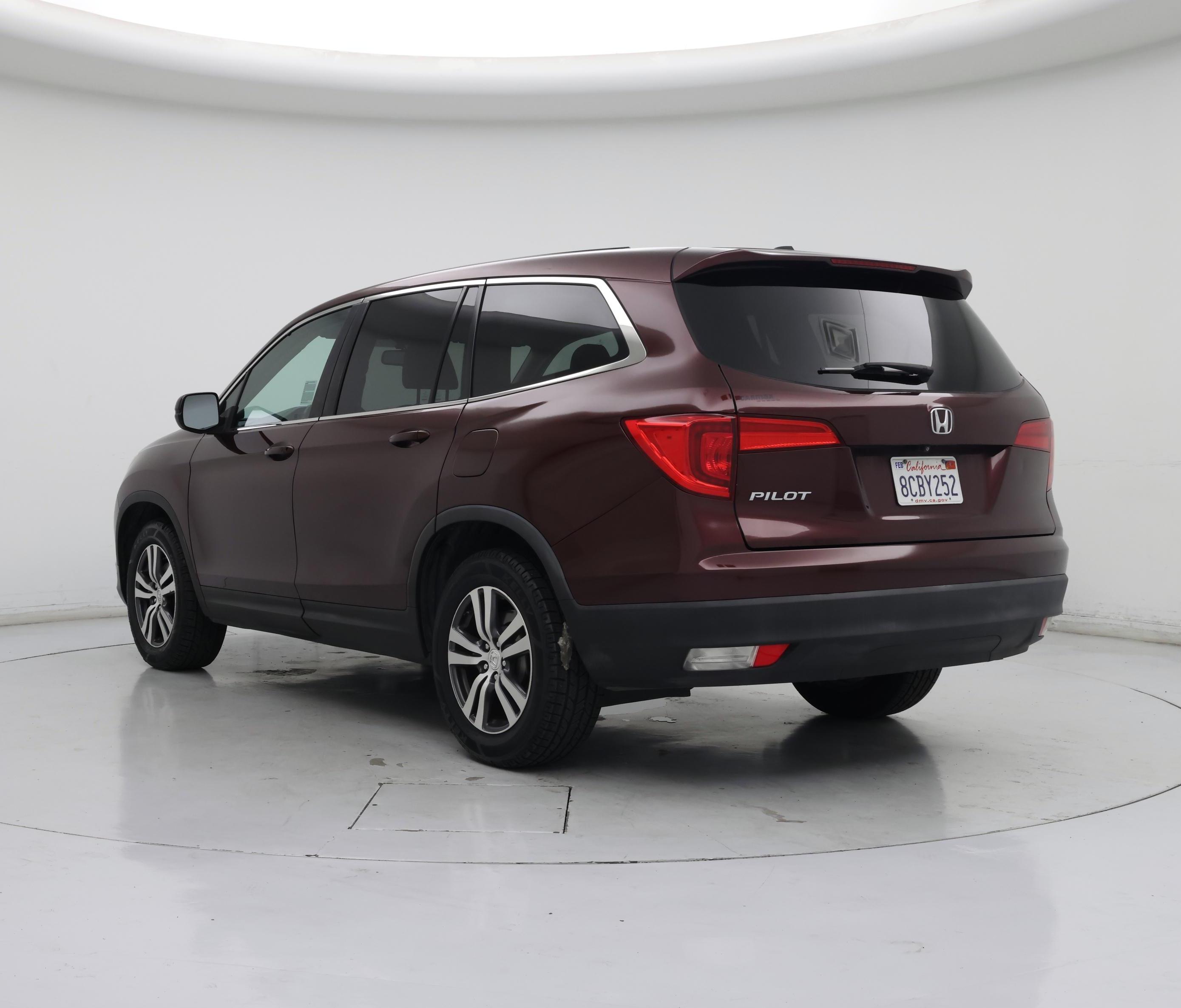 Thumbnail: 2017 Honda Pilot - 2
