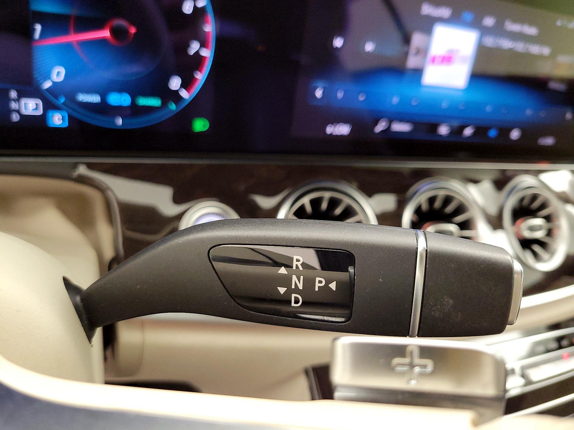 Thumbnail: 2021 Mercedes-Benz E-Class - 18