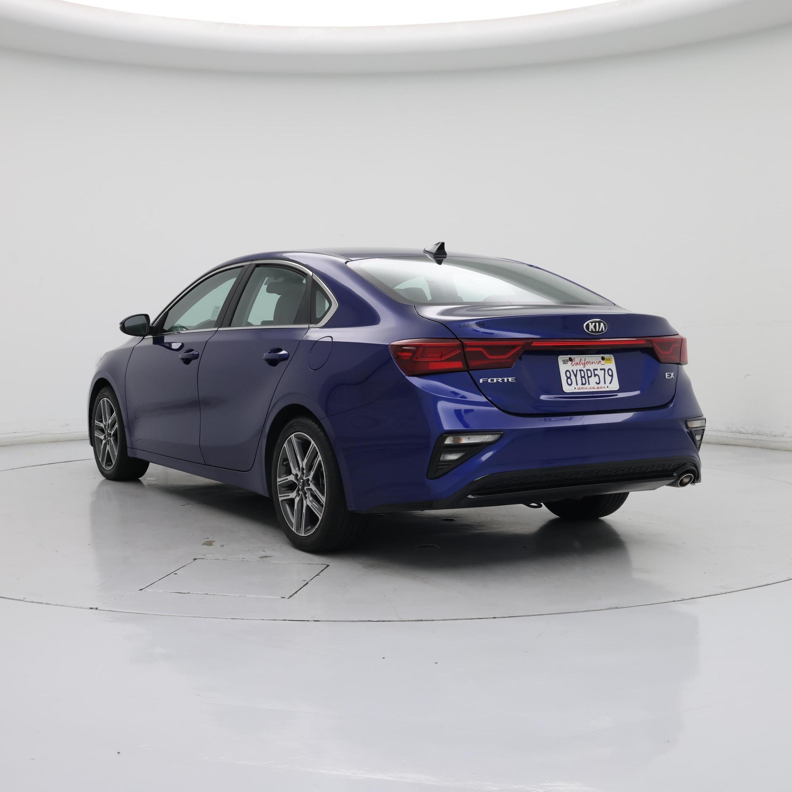 Thumbnail: 2021 Kia Forte - 2