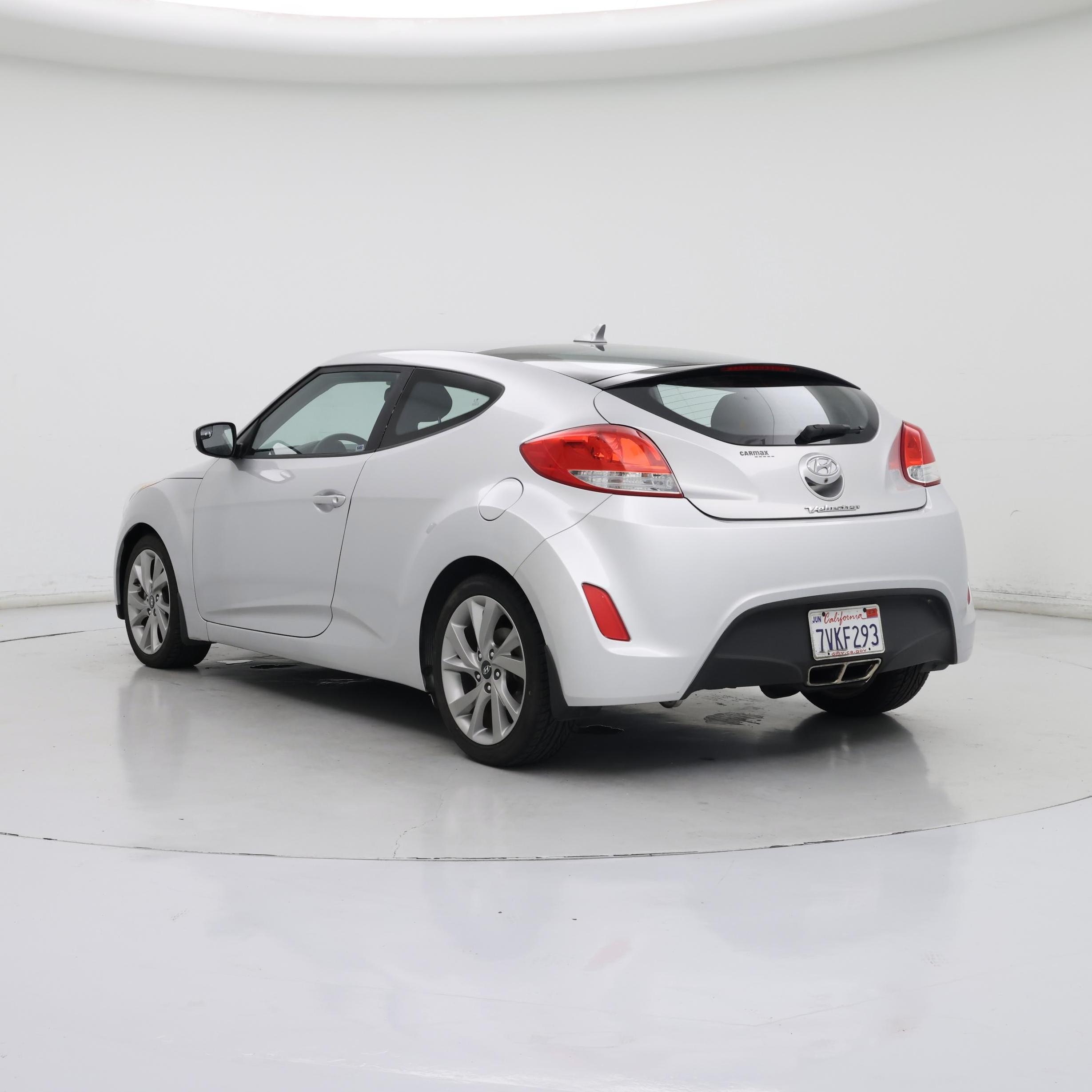 Thumbnail: 2016 Hyundai Veloster - 2