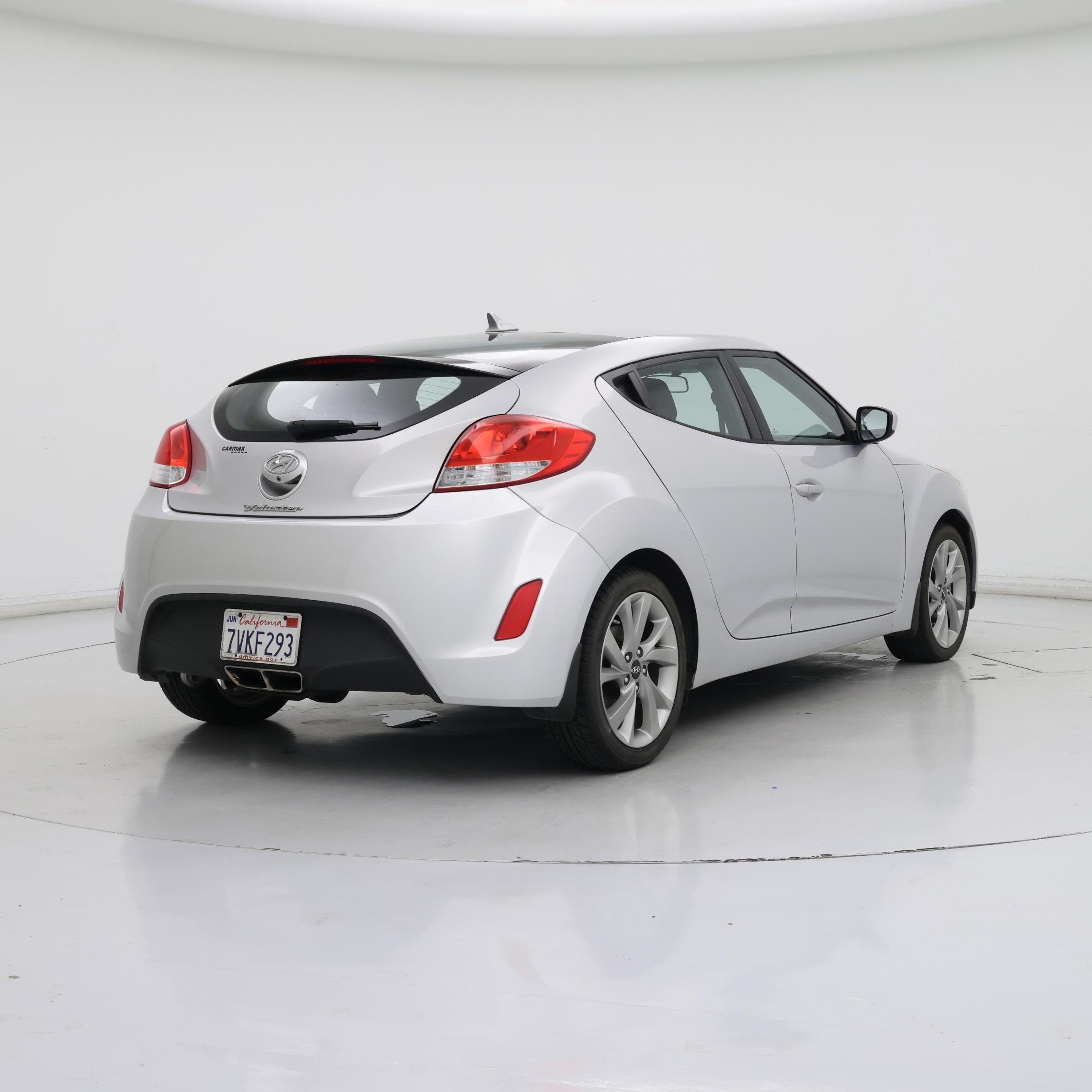 Thumbnail: 2016 Hyundai Veloster - 8